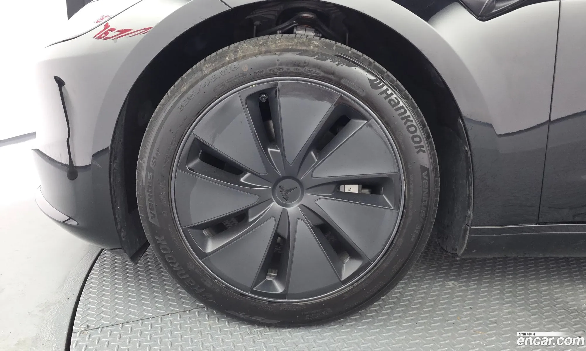Tesla Model 3 2024 LRW3E7FS3RC136986 — 28