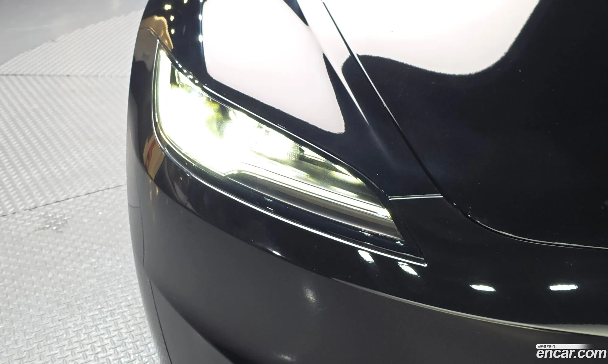 Tesla Model 3 2024 LRW3E7FS3RC136986 — 16