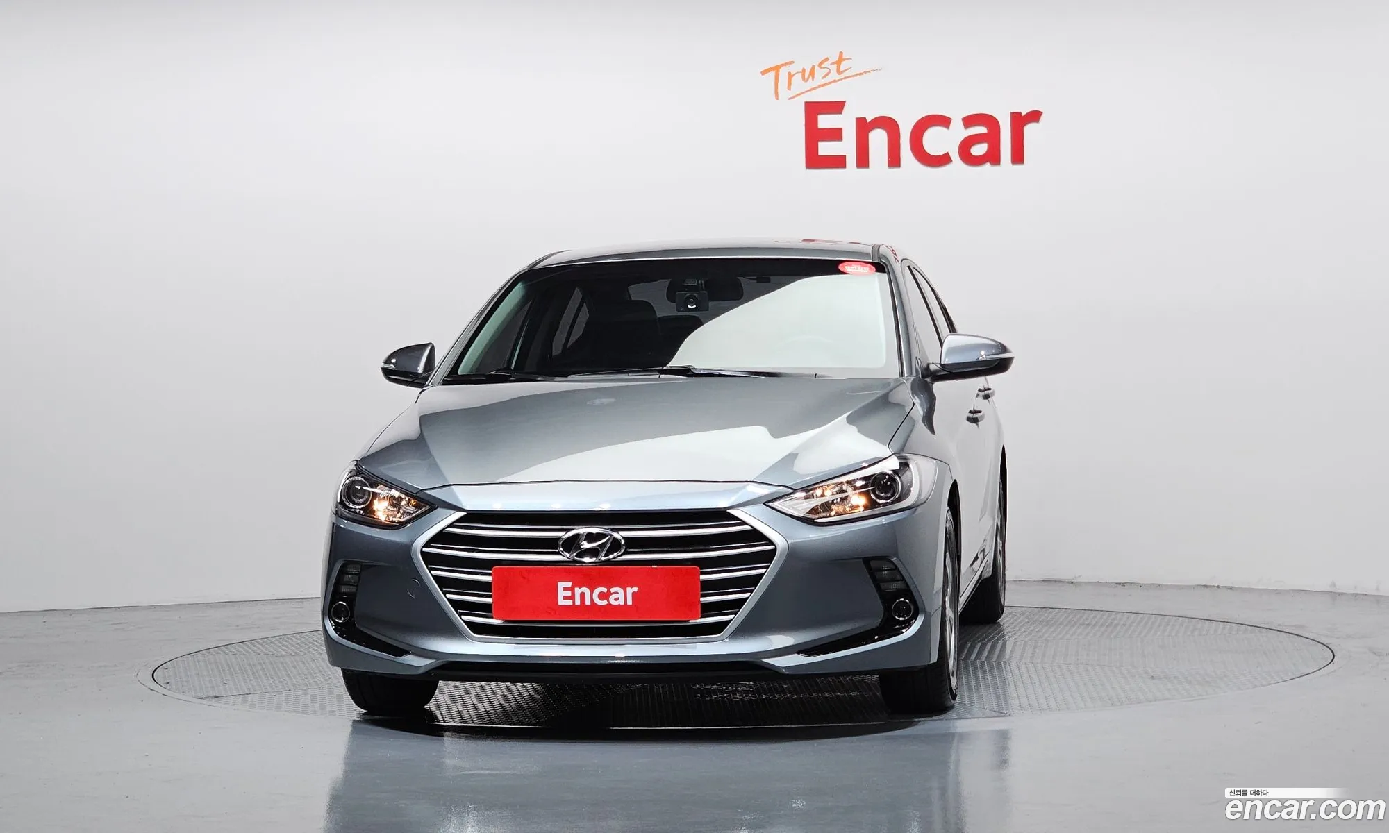 Hyundai Elantra AD 2016 — 14