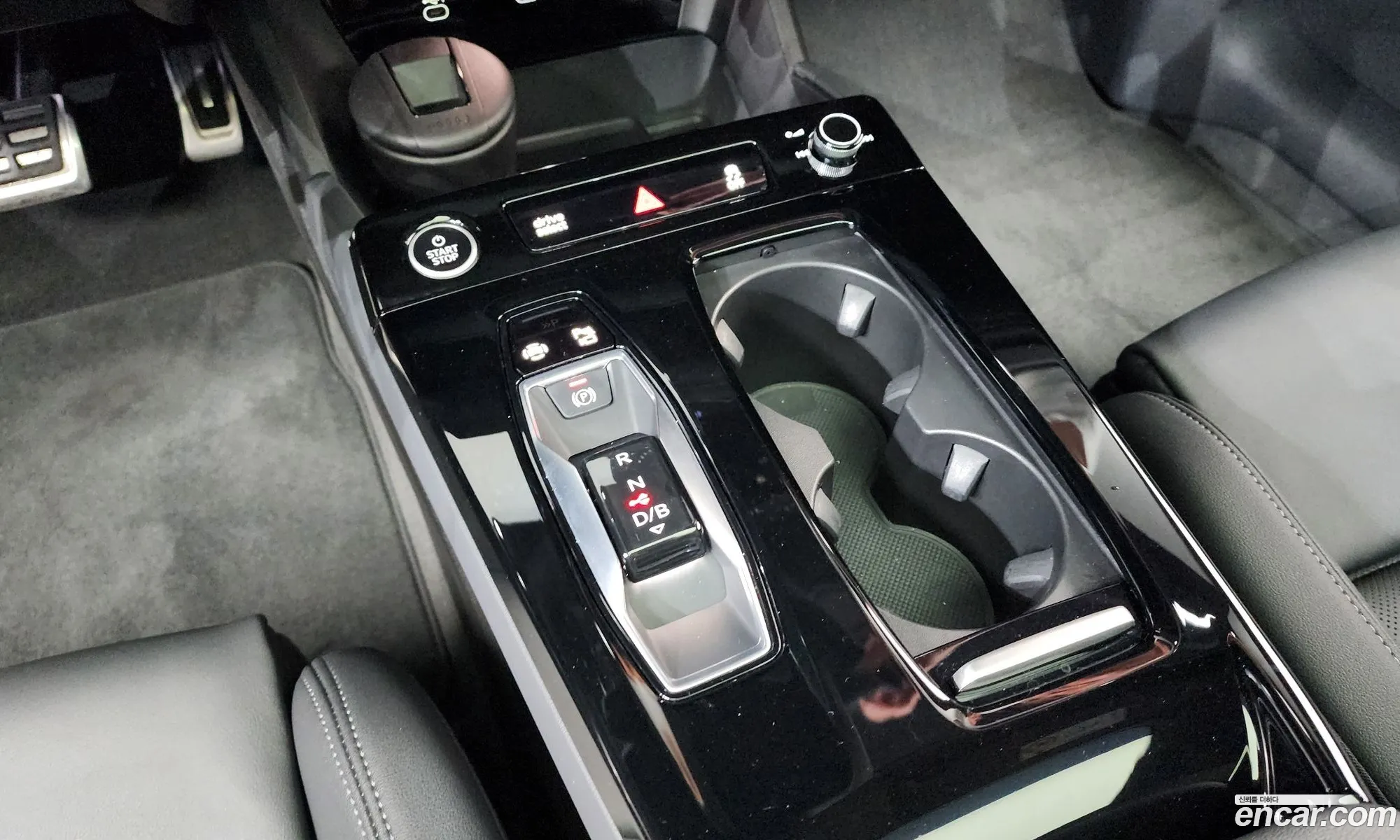 Audi A6 e-tron 2025 WAUZZZGHXSA014897 — 29