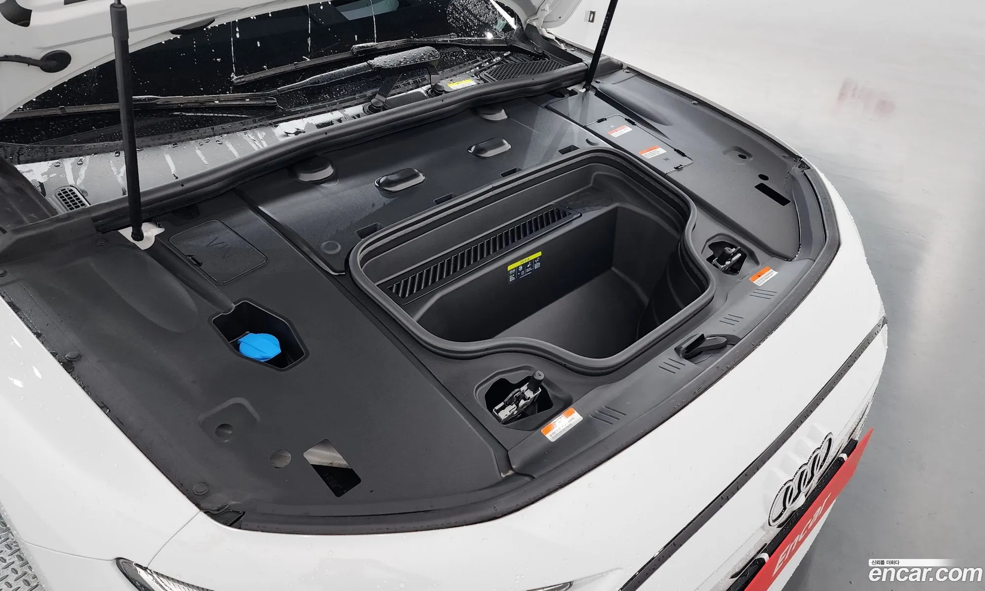 Audi A6 e-tron 2025 WAUZZZGHXSA014897 — 28