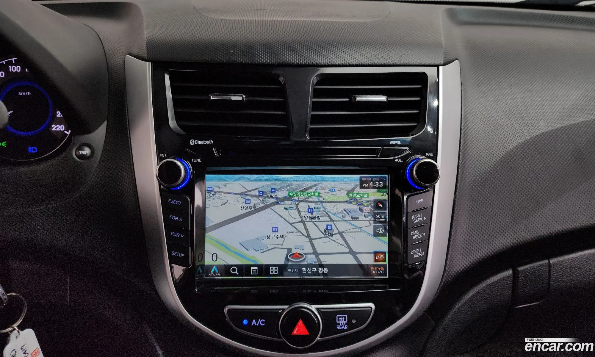 Hyundai Accent 2016 — 19