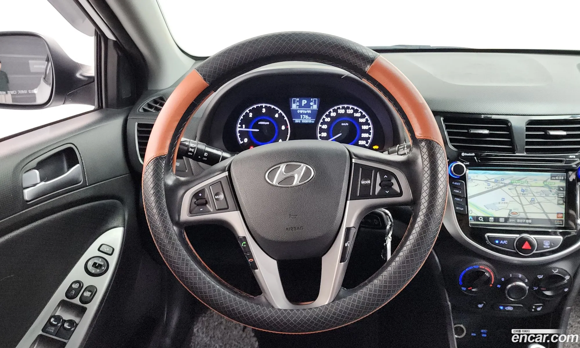 Hyundai Accent 2016 — 18