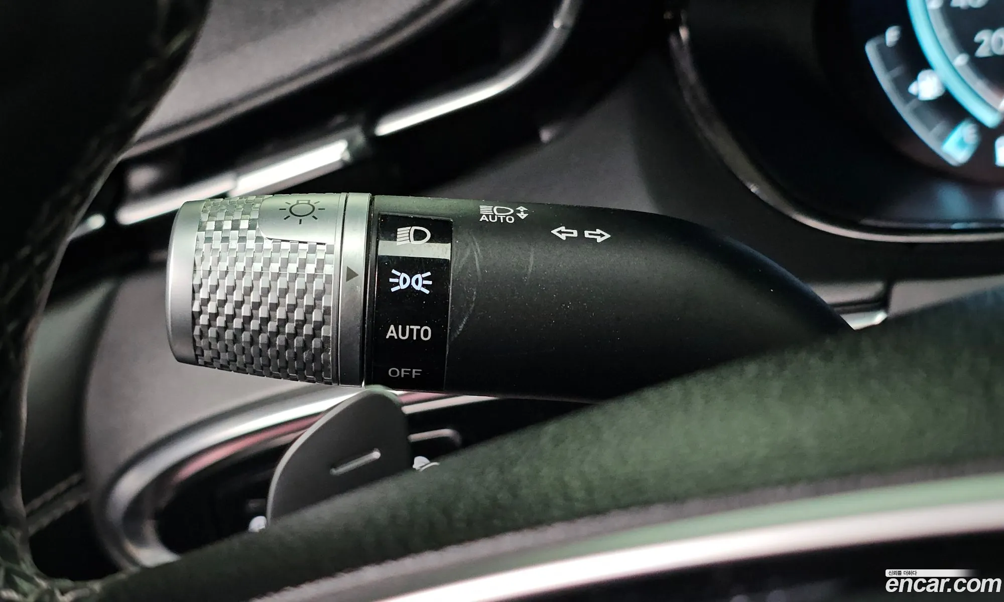 Genesis GV70 2022 — 10