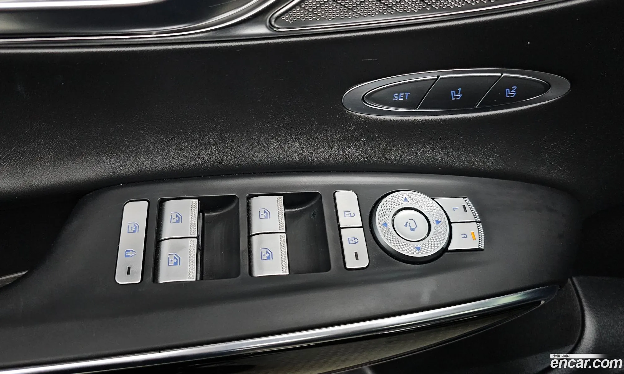 Genesis GV70 2022 — 15