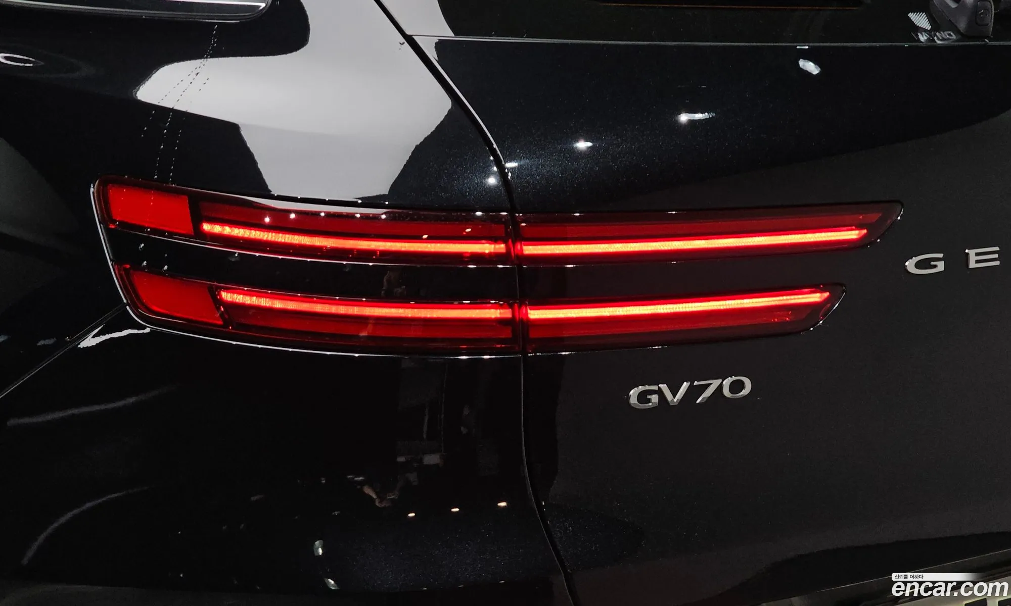 Genesis GV70 2022 — 17
