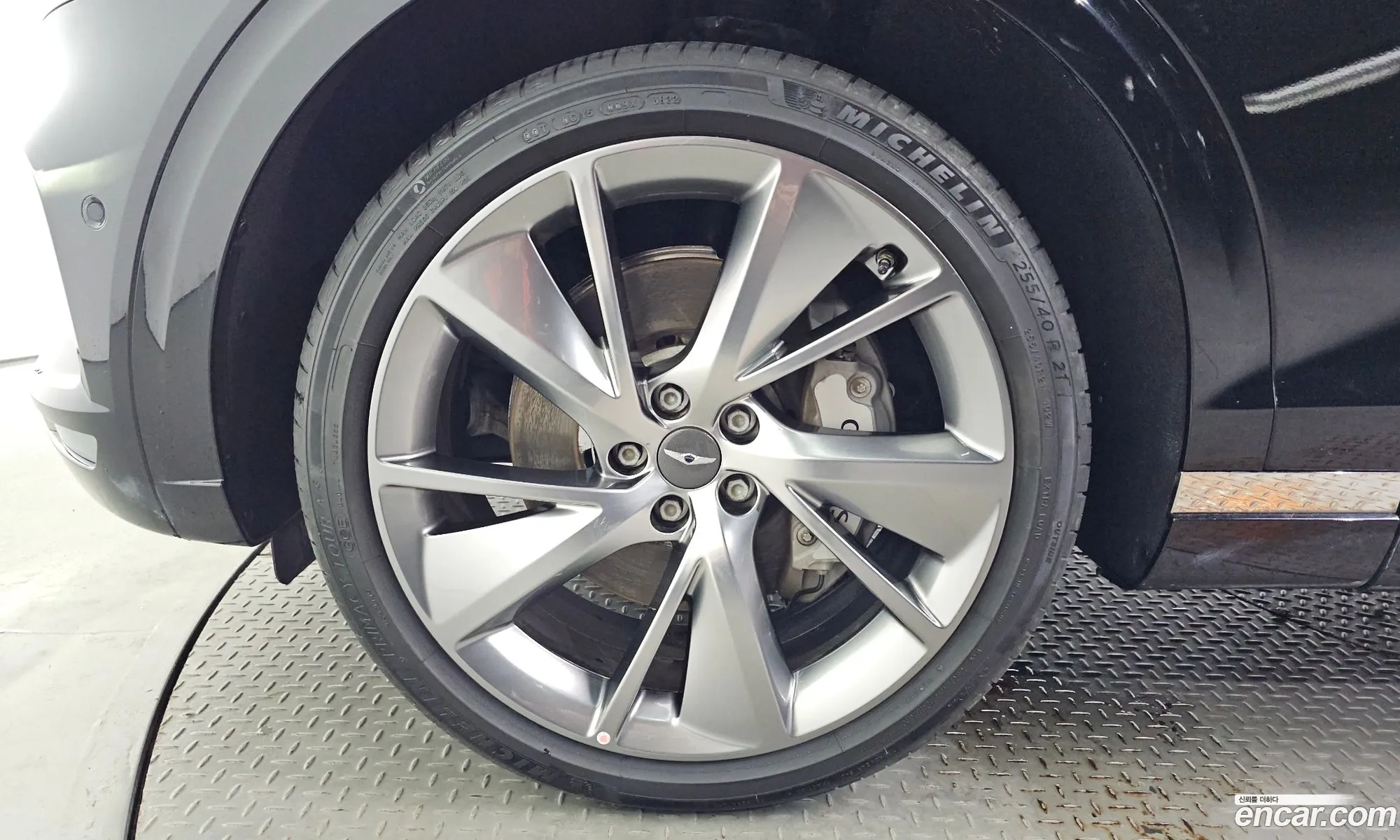 Genesis GV70 2022 — 12
