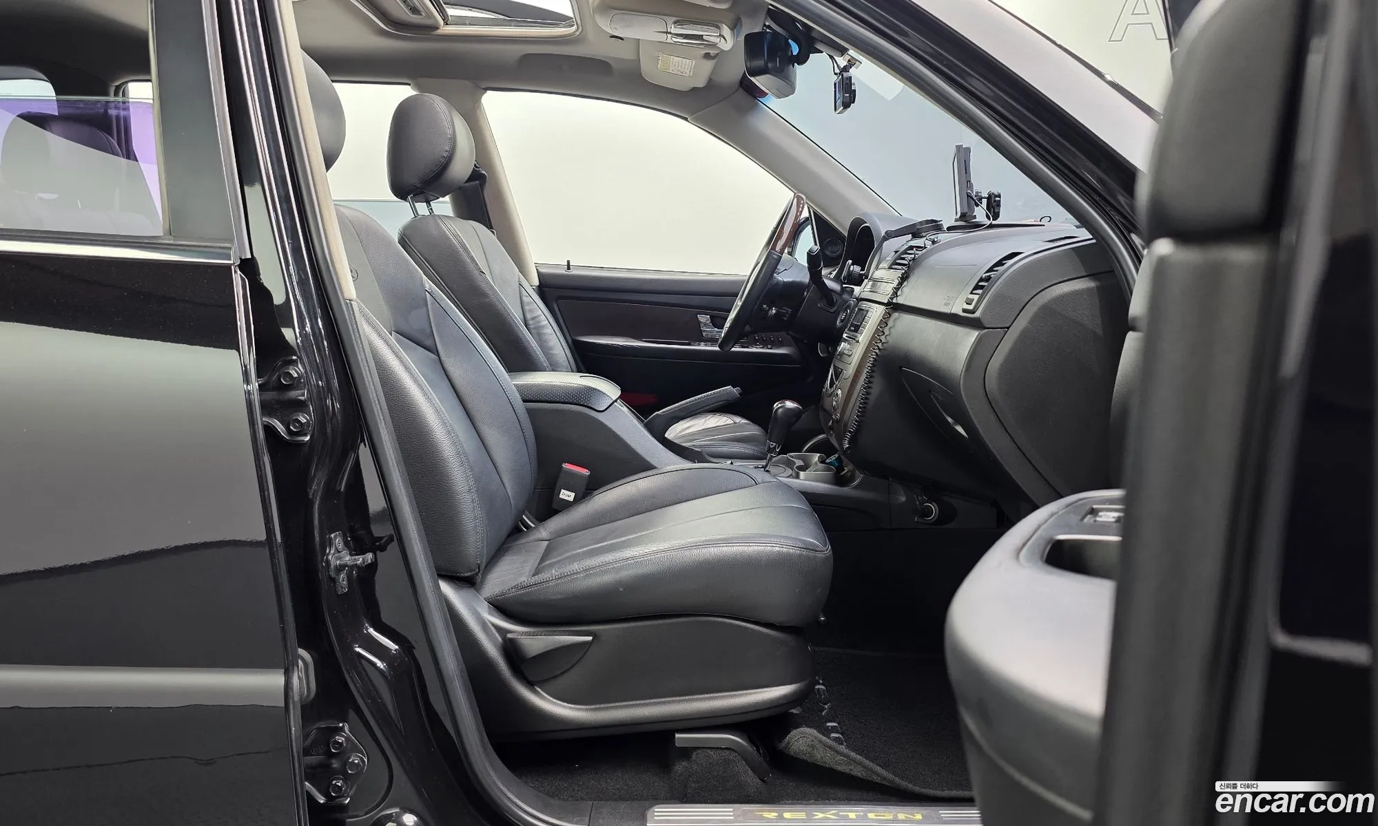 KG Mobility (SsangYong) Rexton W 2014 — 3