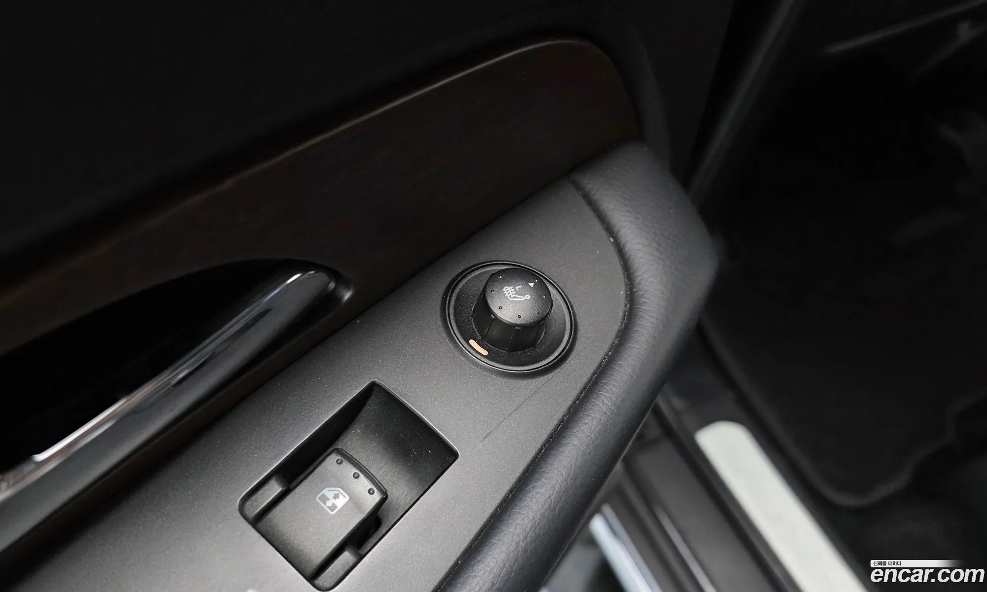 KG Mobility (SsangYong) Rexton W 2014 — 31