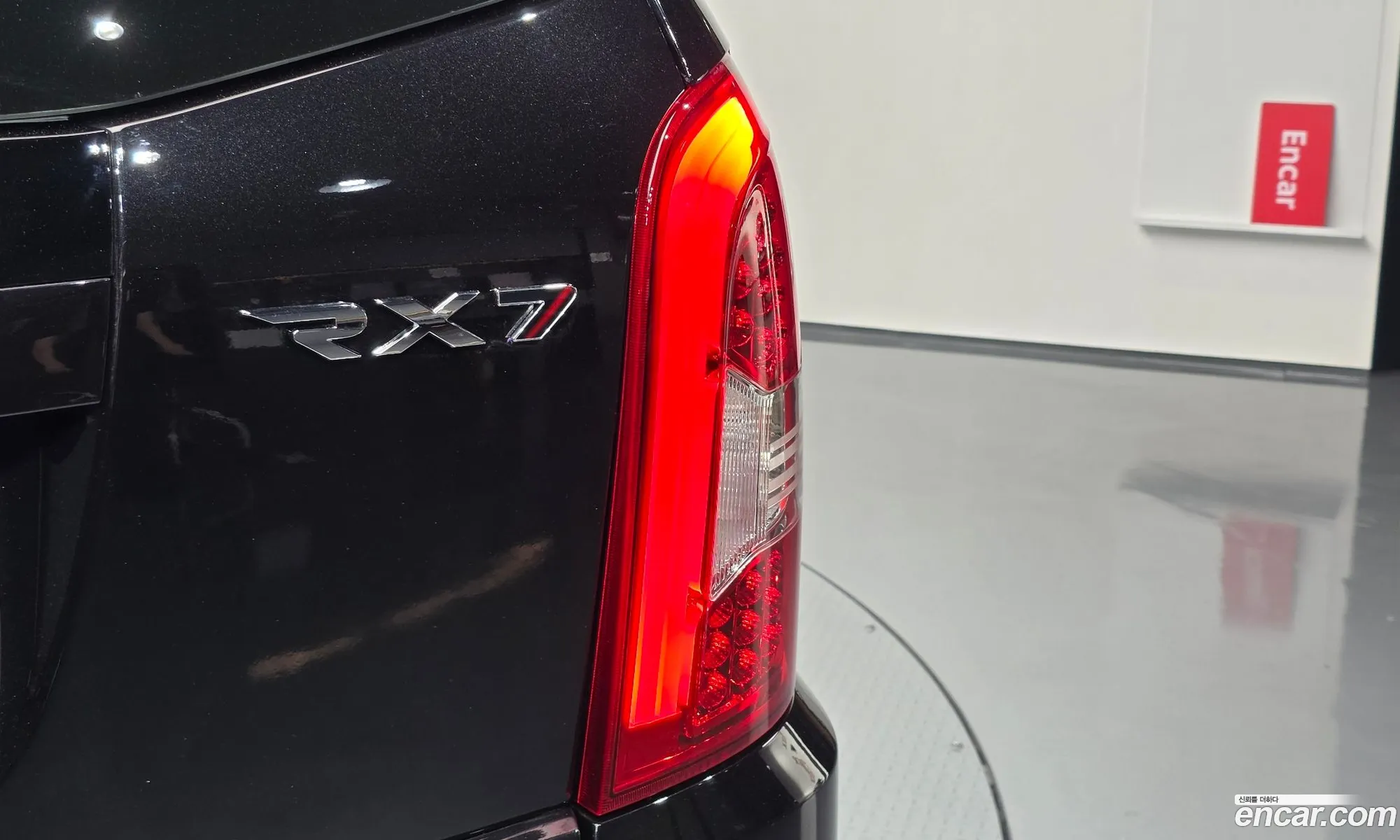 KG Mobility (SsangYong) Rexton W 2014 — 12