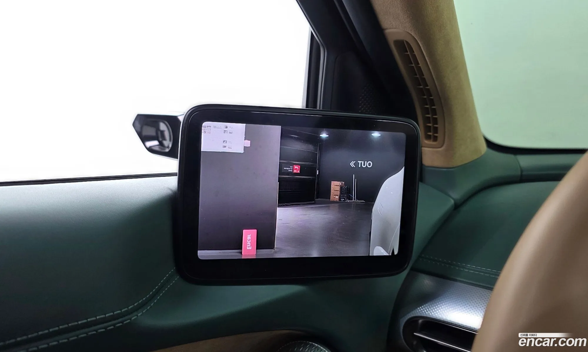Genesis GV60 2022 — 17