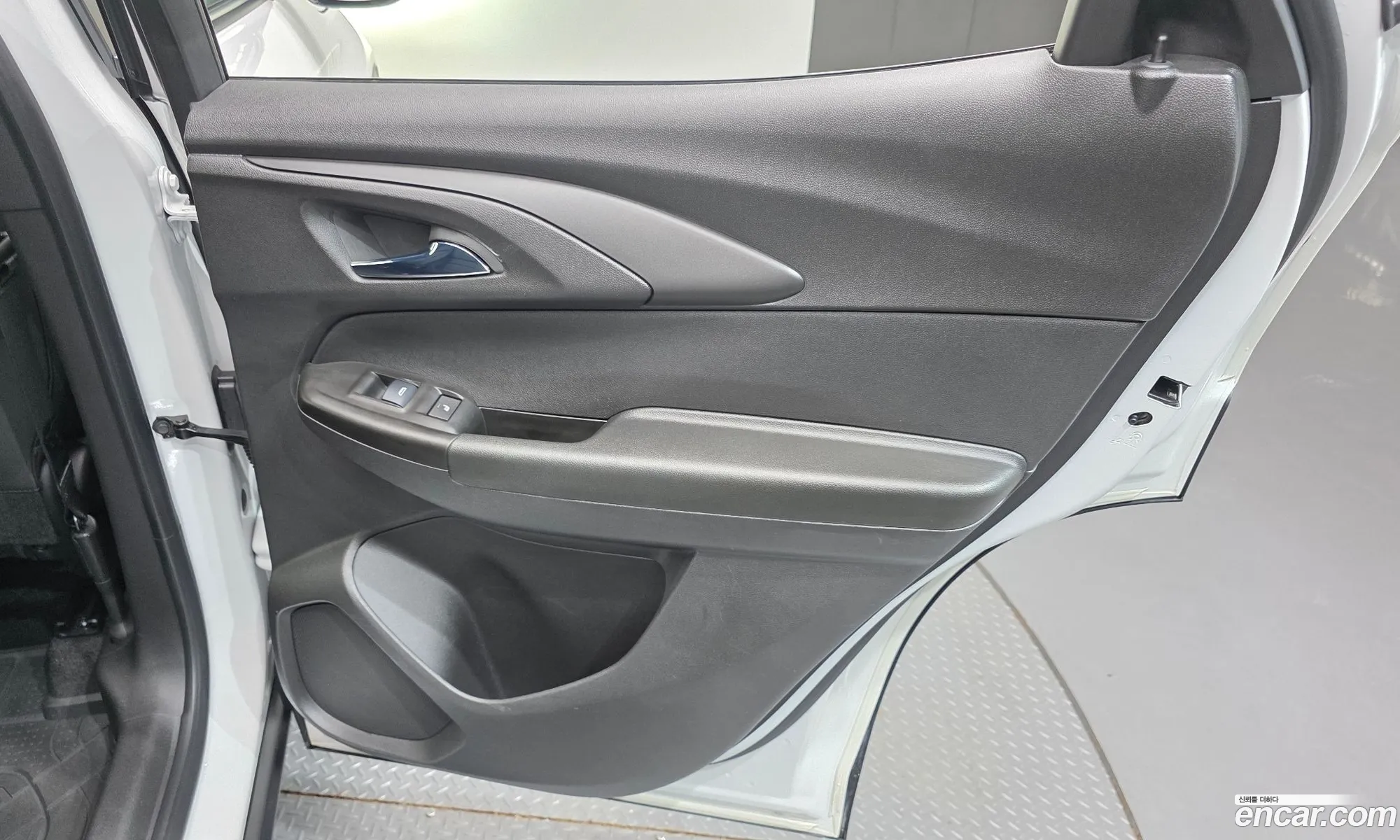 Chevrolet (GM Daewoo) Trailblazer 2022 — 23