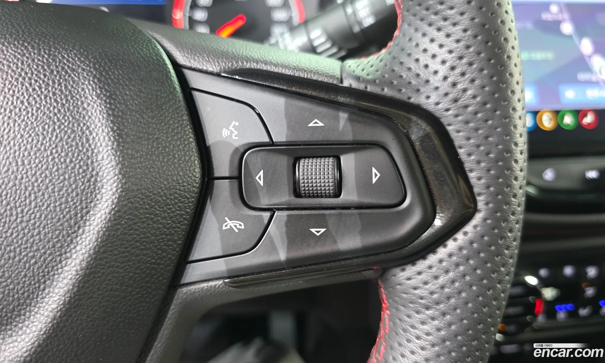 Chevrolet (GM Daewoo) Trailblazer 2022 — 24