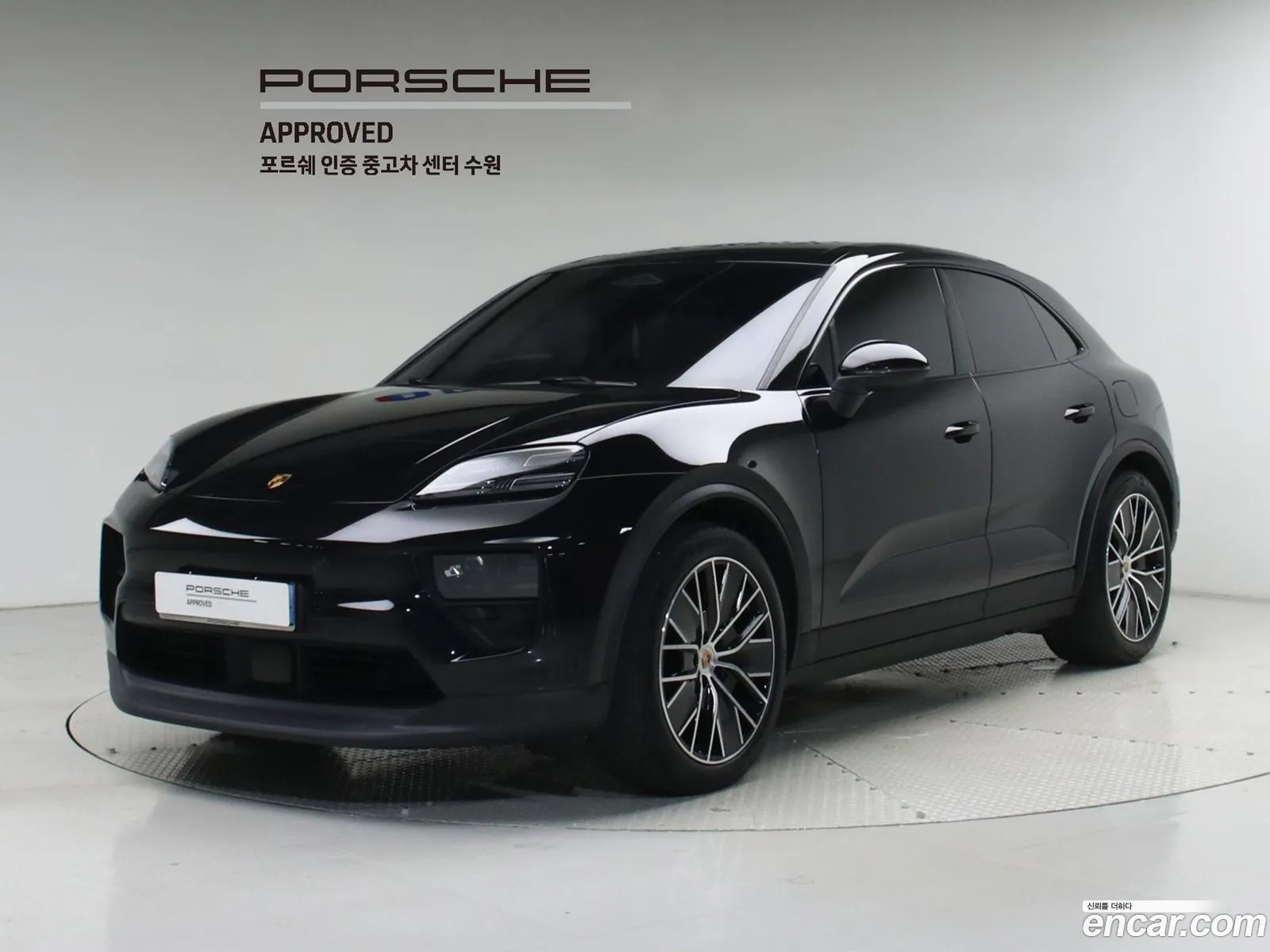 Porsche Macan EV 2025 — 19
