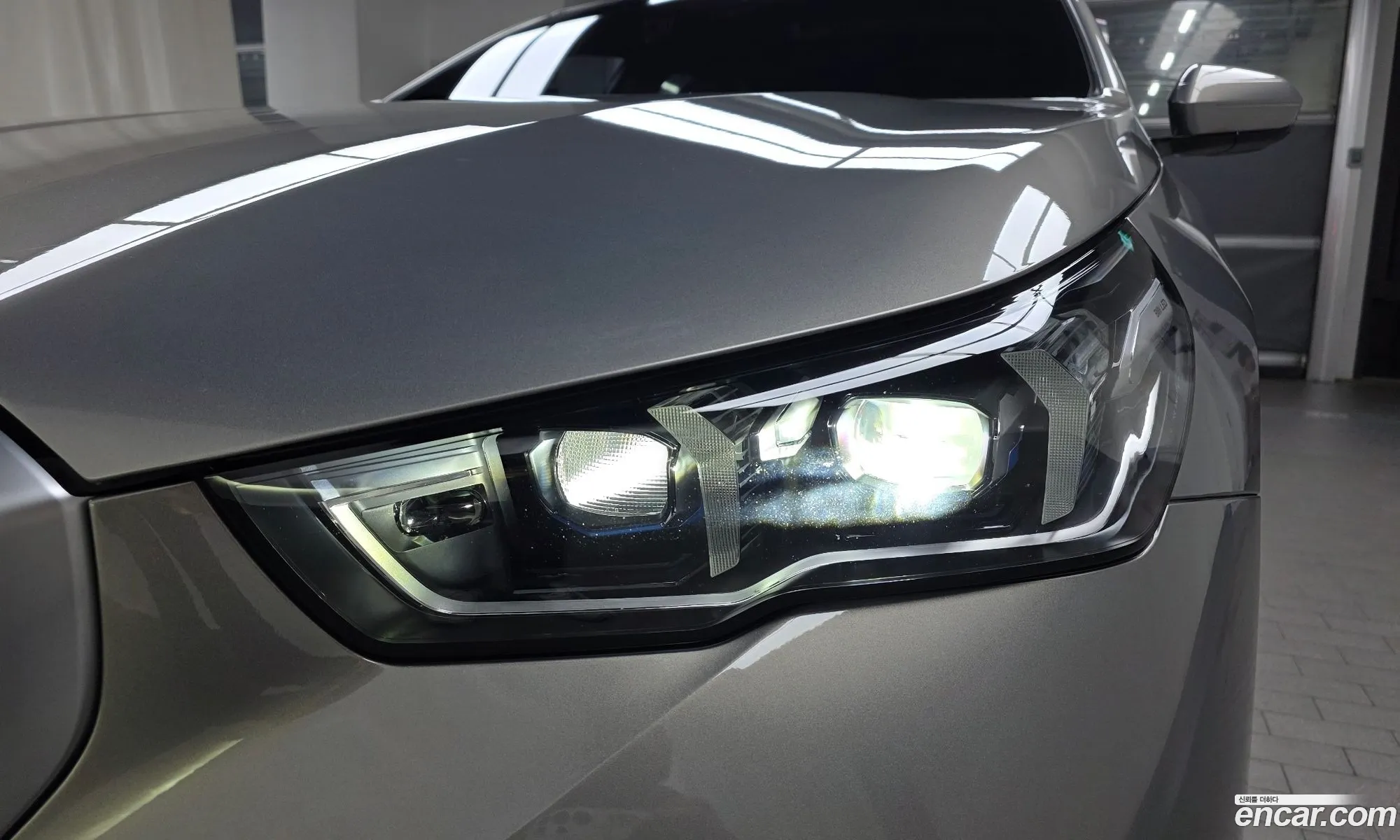 BMW 5 Series 2025 WBA51FJ04SCT85582 — 20