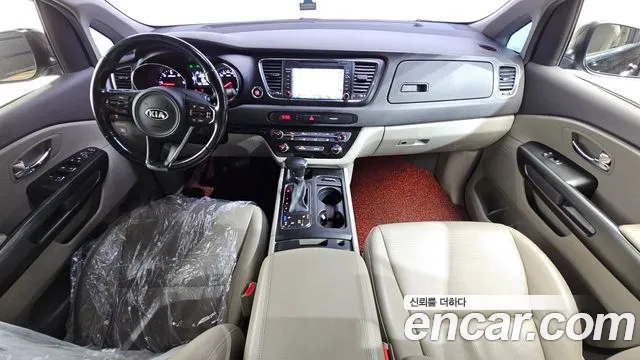 Kia Carnival 2017 — 4