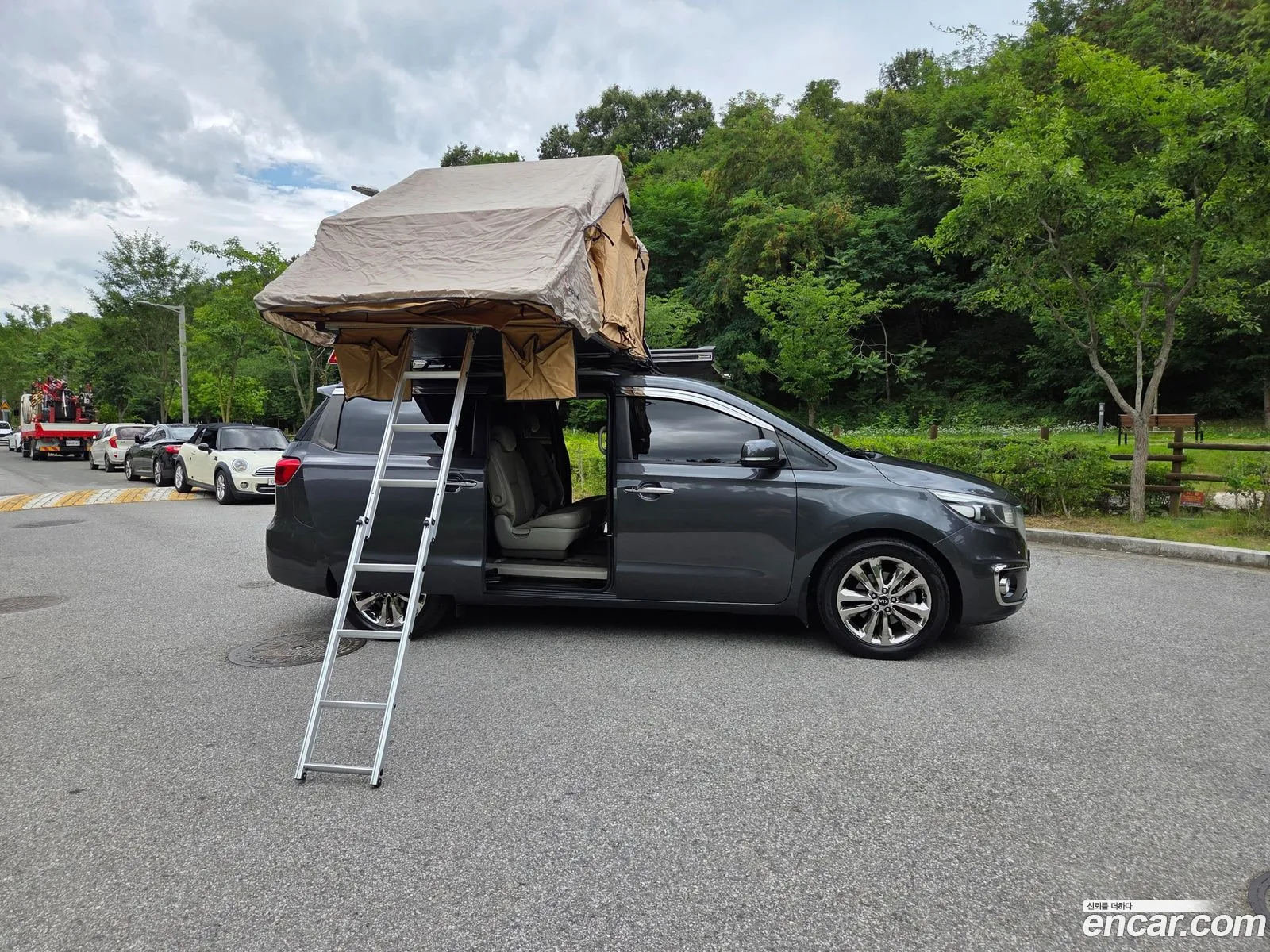 Kia Carnival 2014 — 12