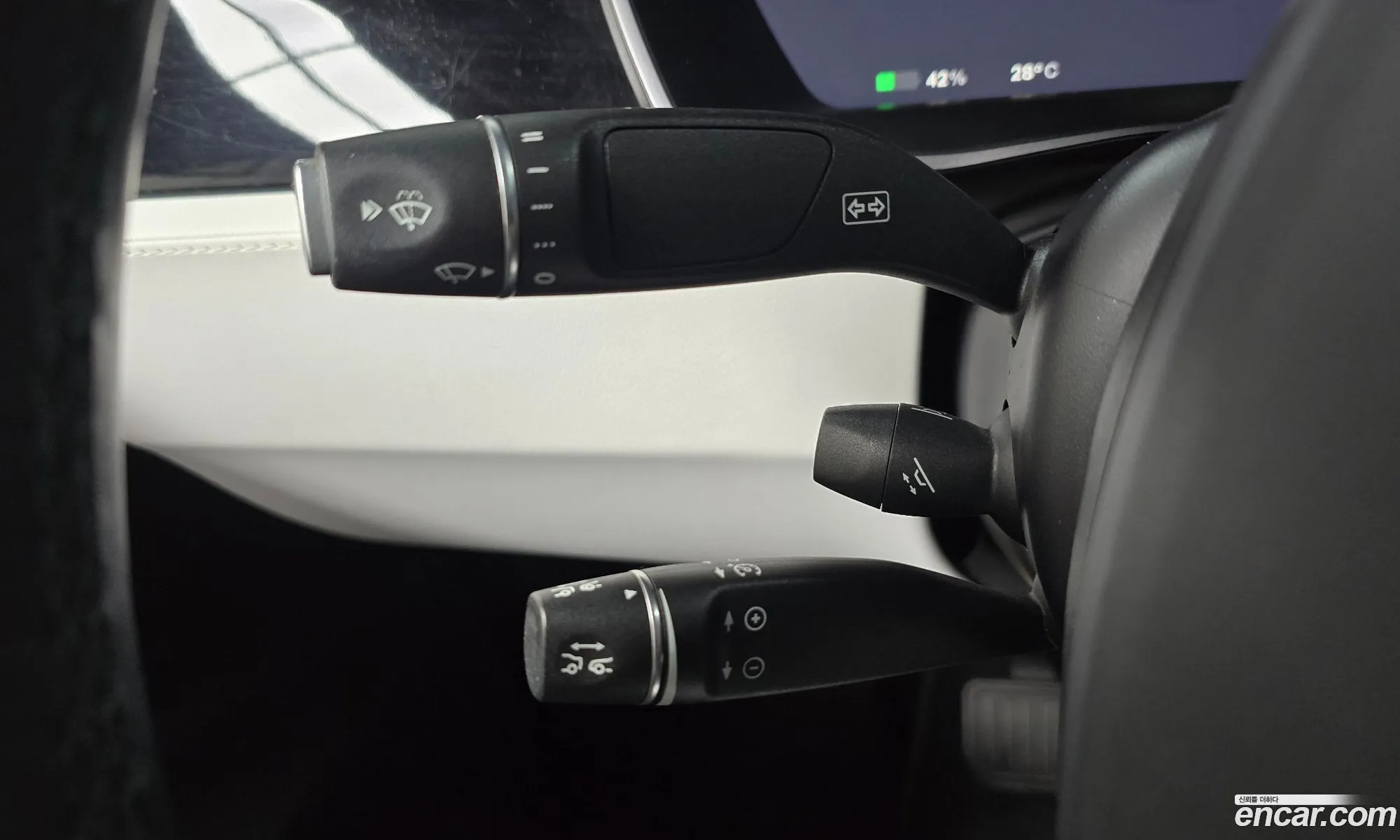 Tesla Model X 2018 5YJXCBE23JF126531 — 18