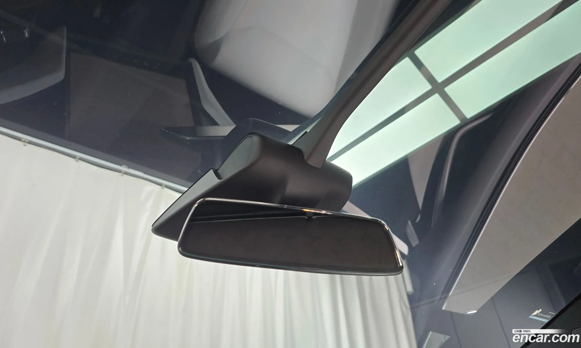 Tesla Model X 2018 5YJXCBE23JF126531 — 34