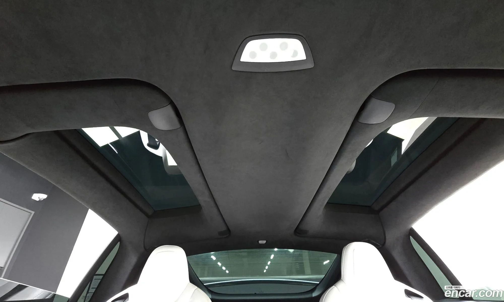 Tesla Model X 2018 5YJXCBE23JF126531 — 16