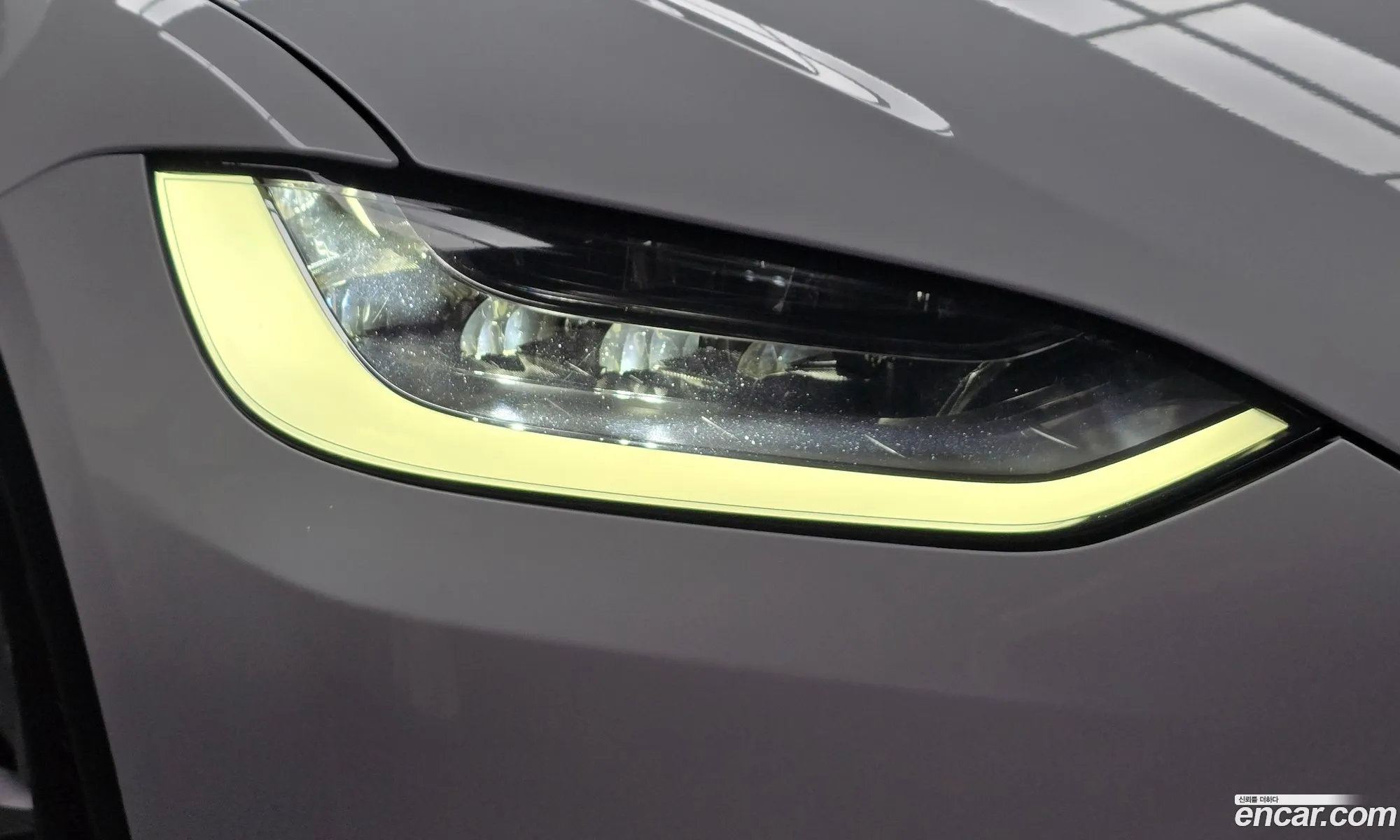 Tesla Model X 2018 5YJXCBE23JF126531 — 13