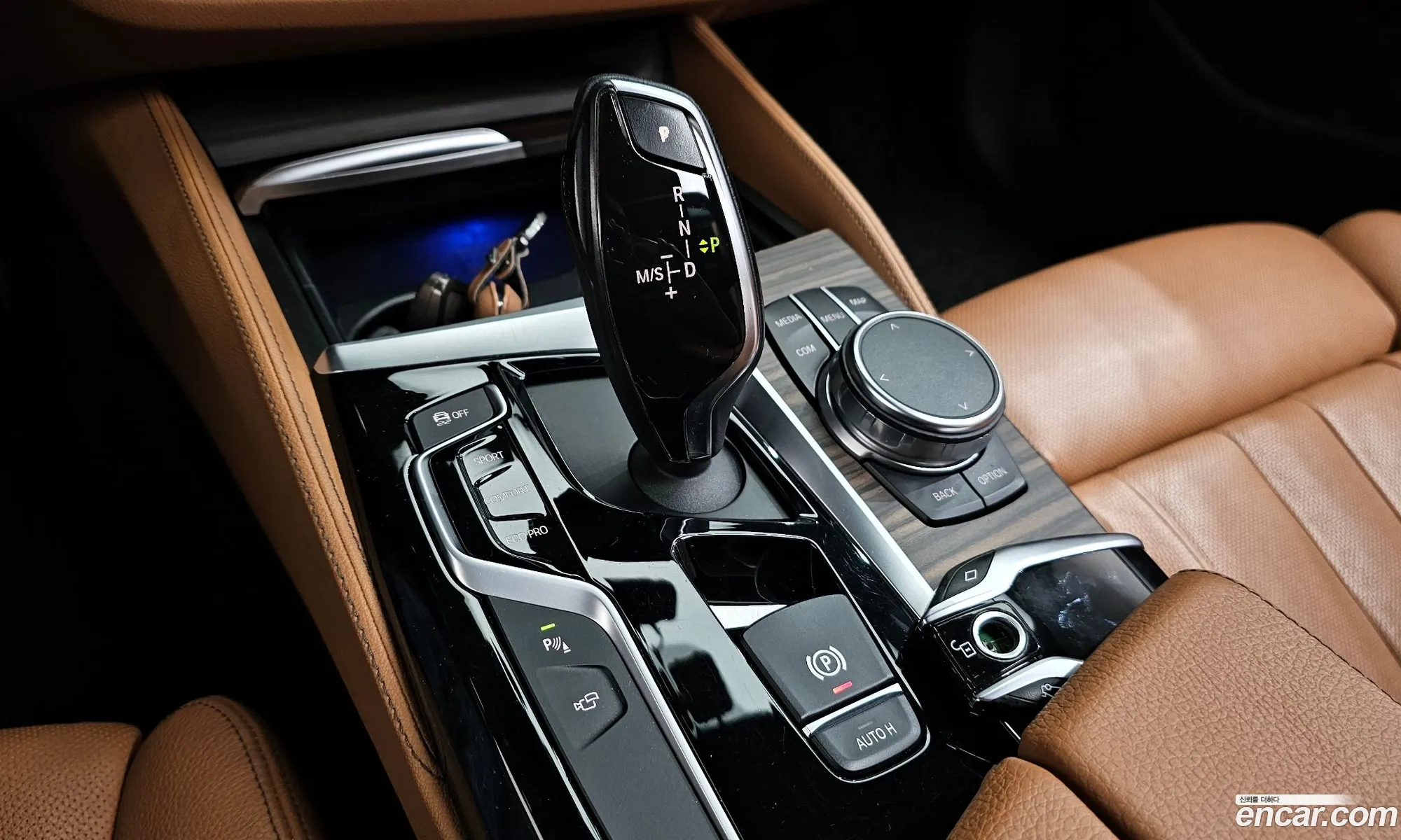 BMW 5 Series 2017 WBAJC3100HWB59413 — 19