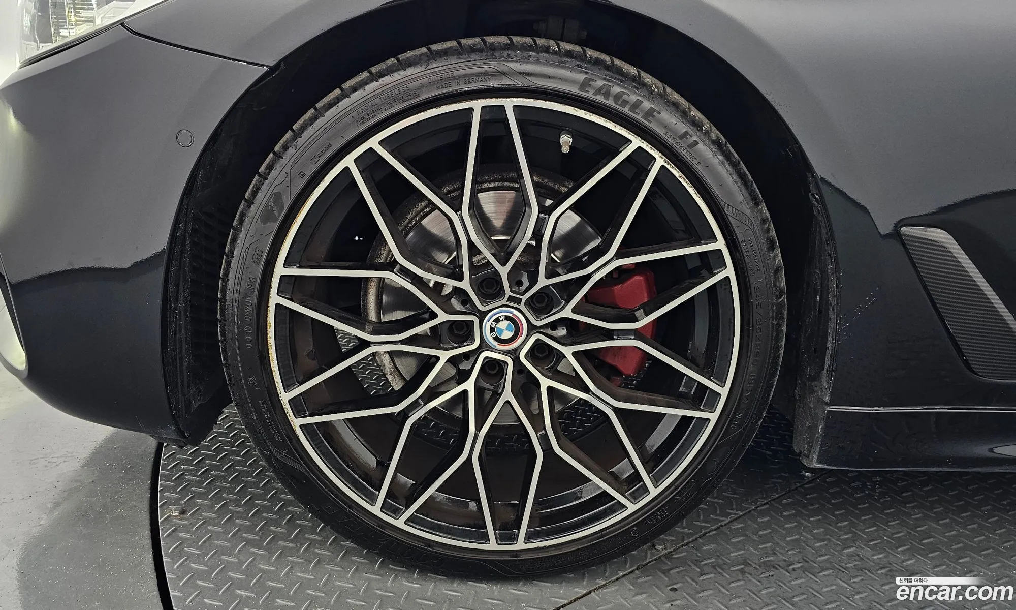 BMW 5 Series 2017 WBAJC3100HWB59413 — 11