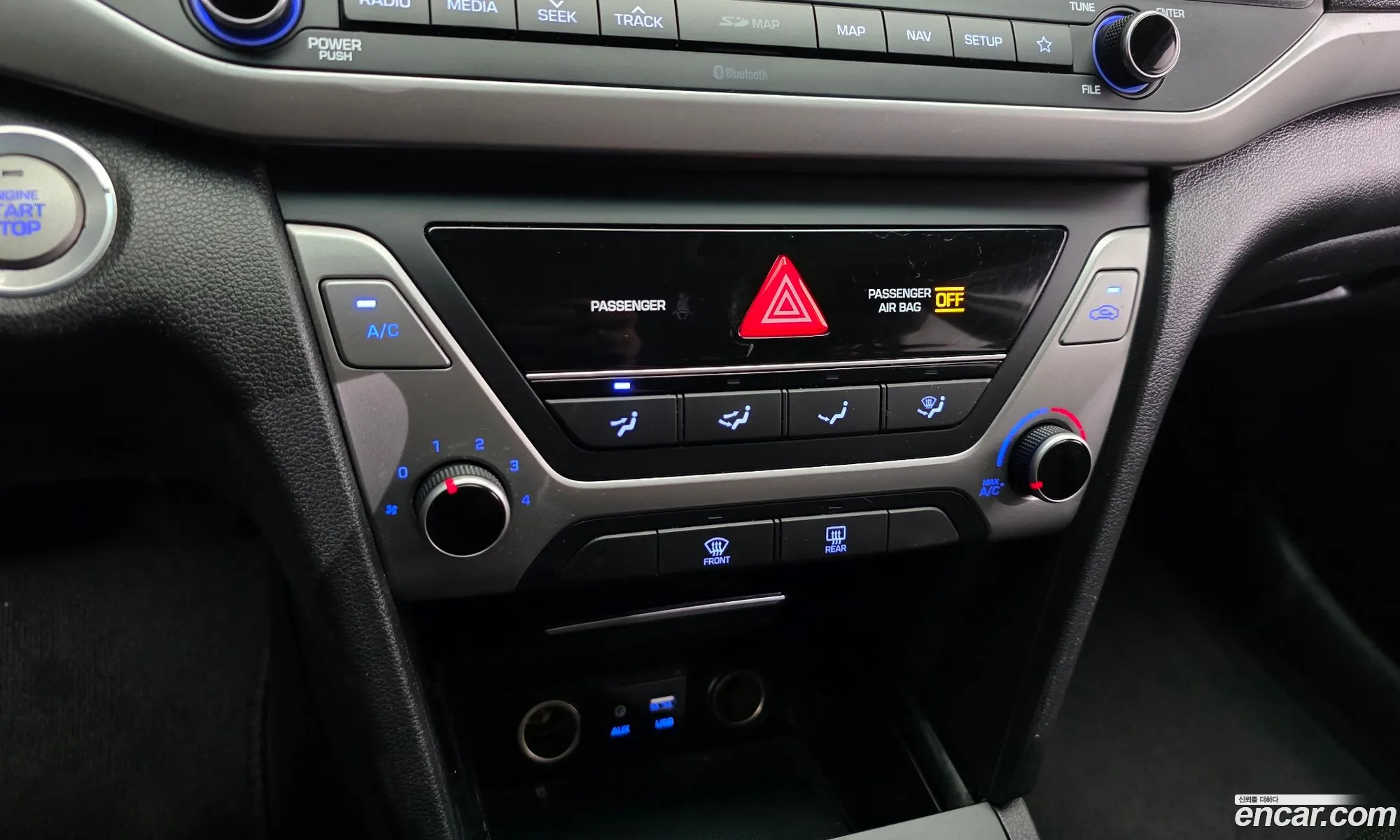 Hyundai Elantra AD 2018 — 18