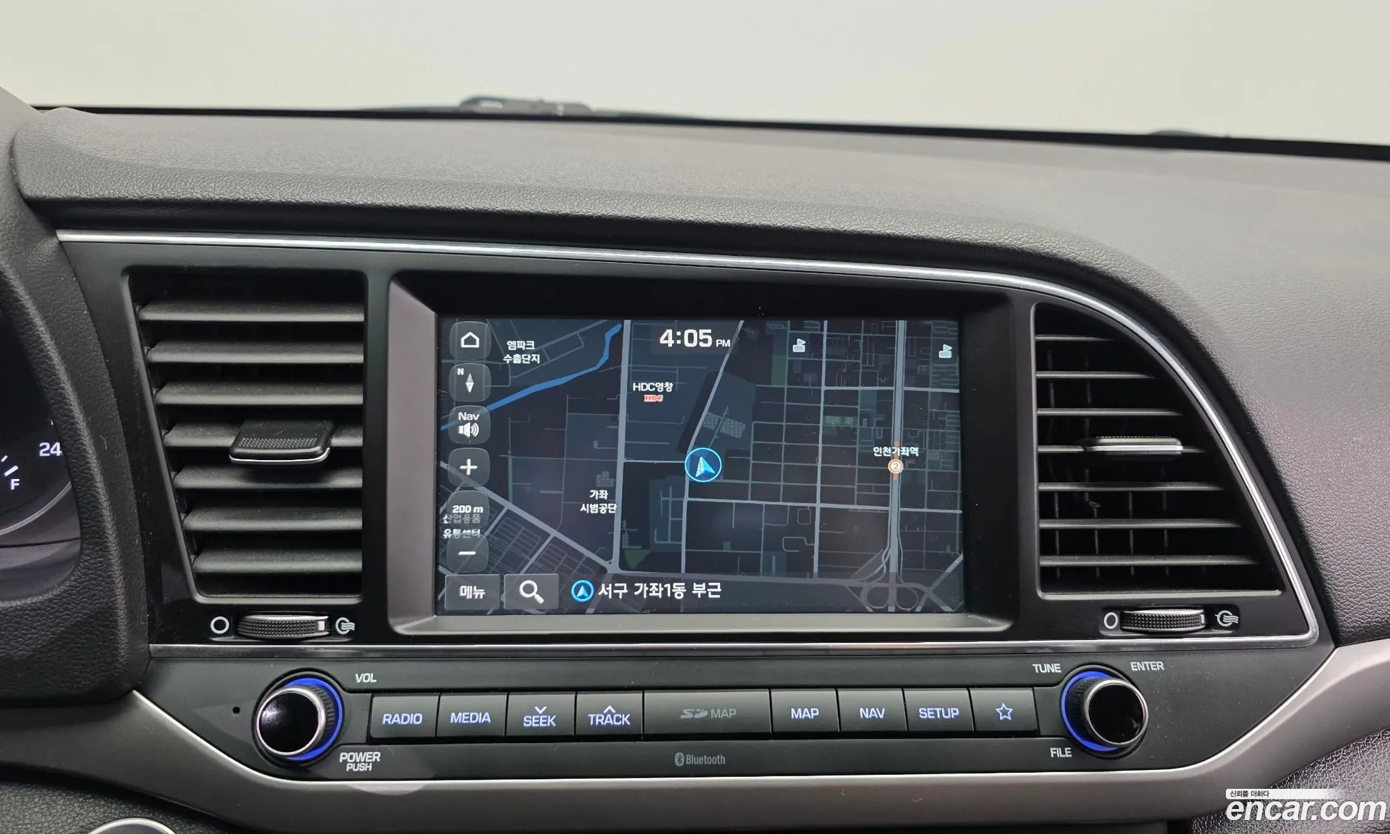Hyundai Elantra AD 2018 — 16