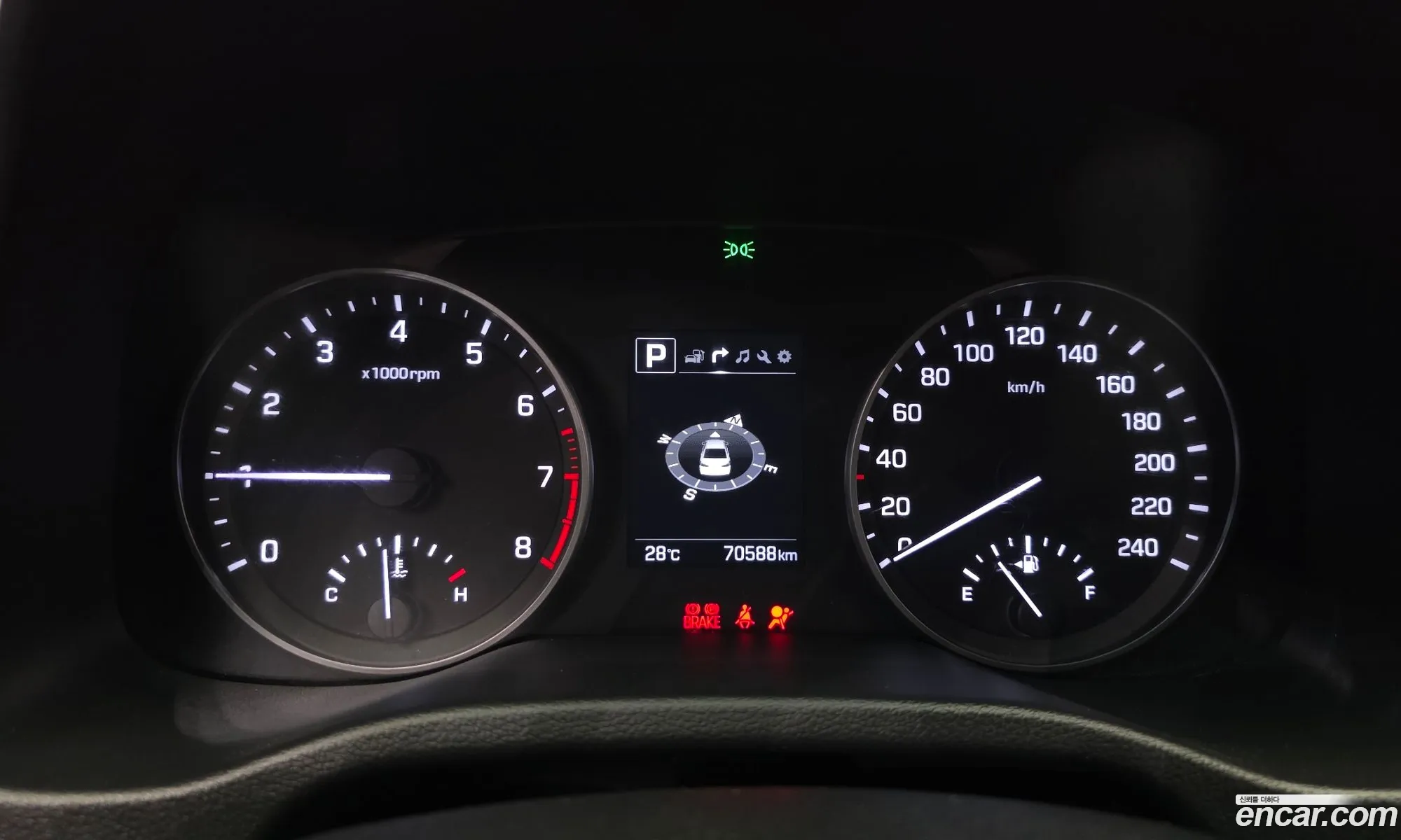 Hyundai Elantra AD 2018 — 9