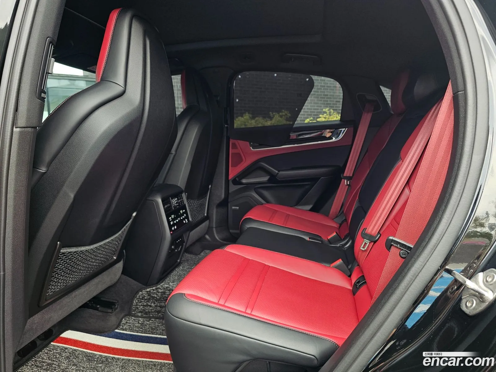 Porsche Cayenne 2024 — 3