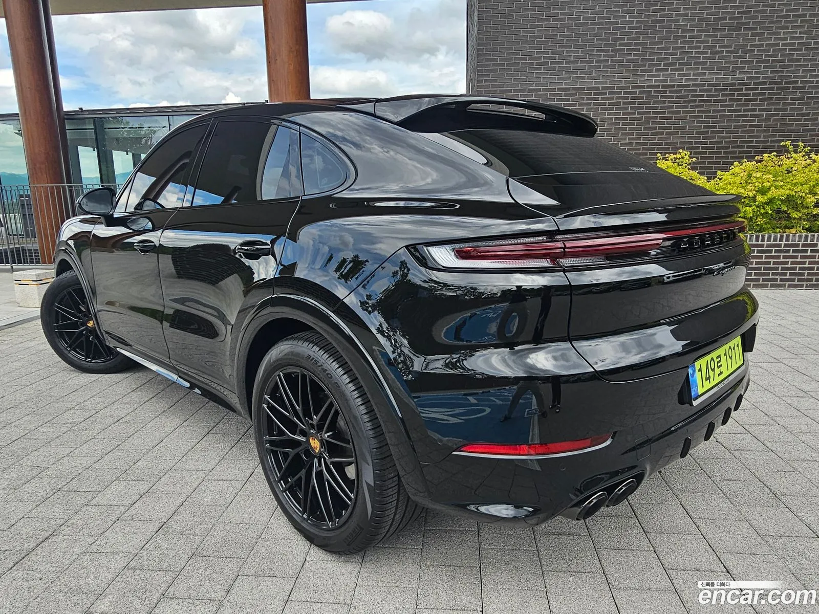 Porsche Cayenne 2024 — 17