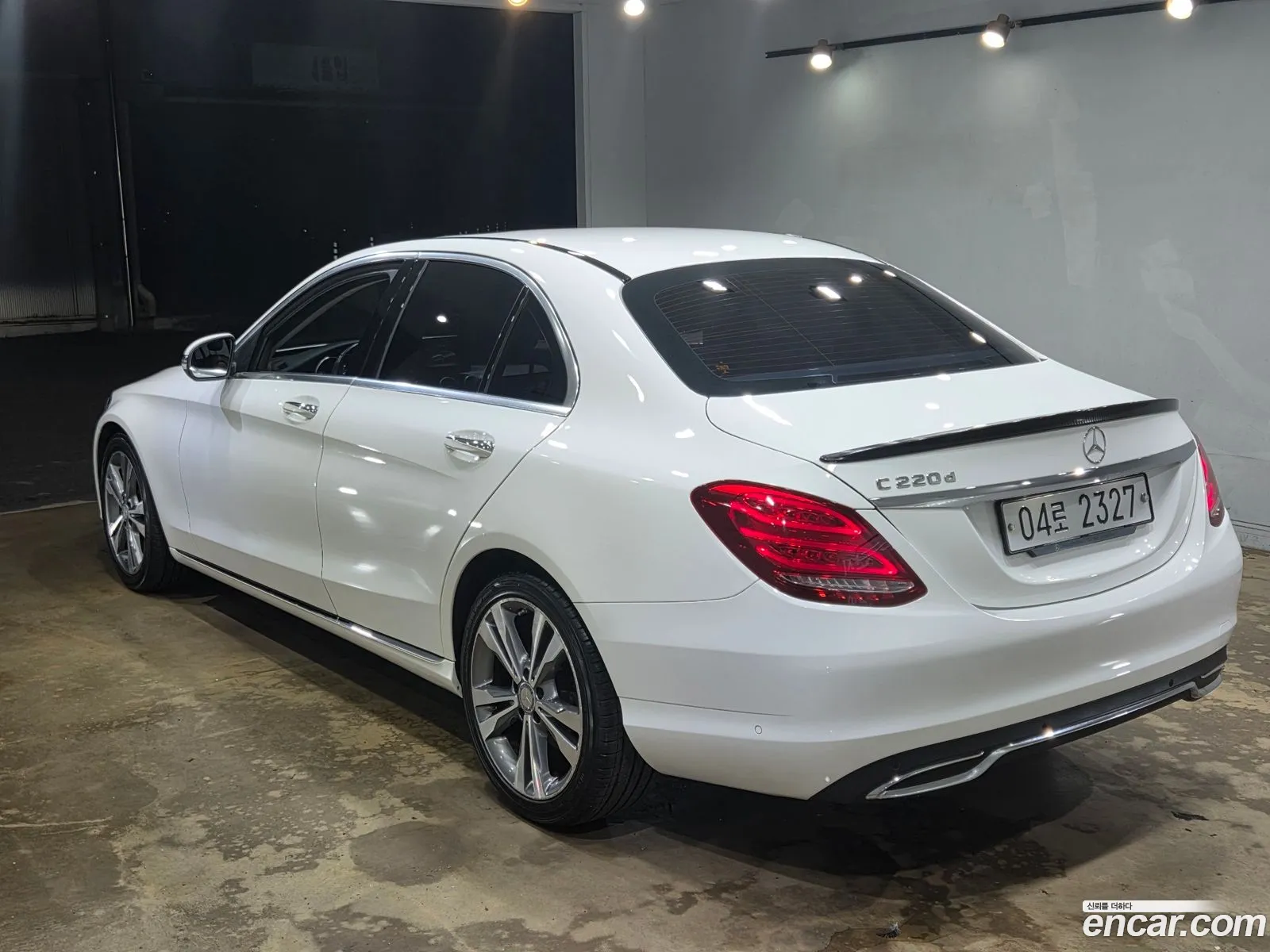 Mercedes-Benz C-Class W205 2017 — 11