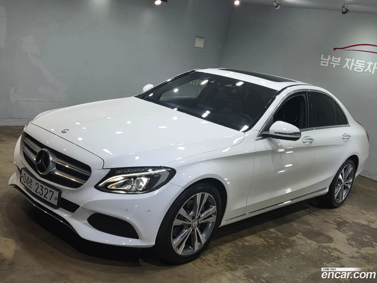 Mercedes-Benz C-Class W205 2017 — 15