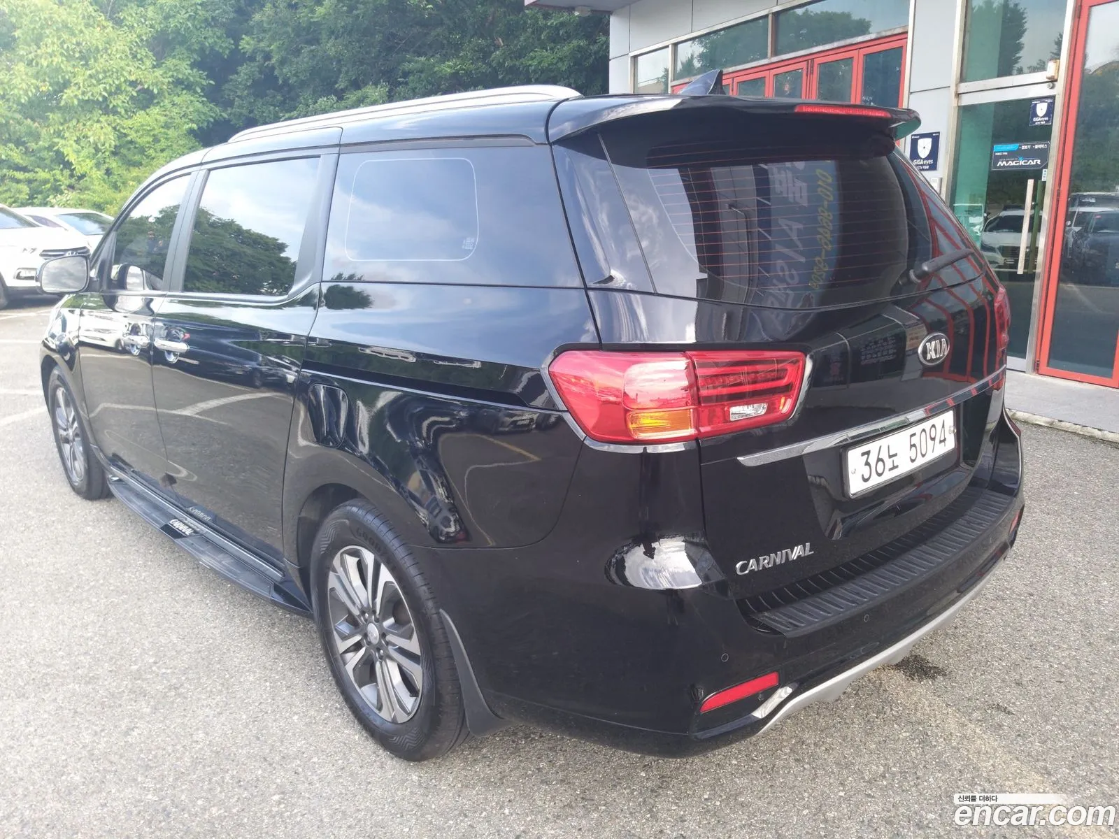 Kia Carnival 2019 — 9