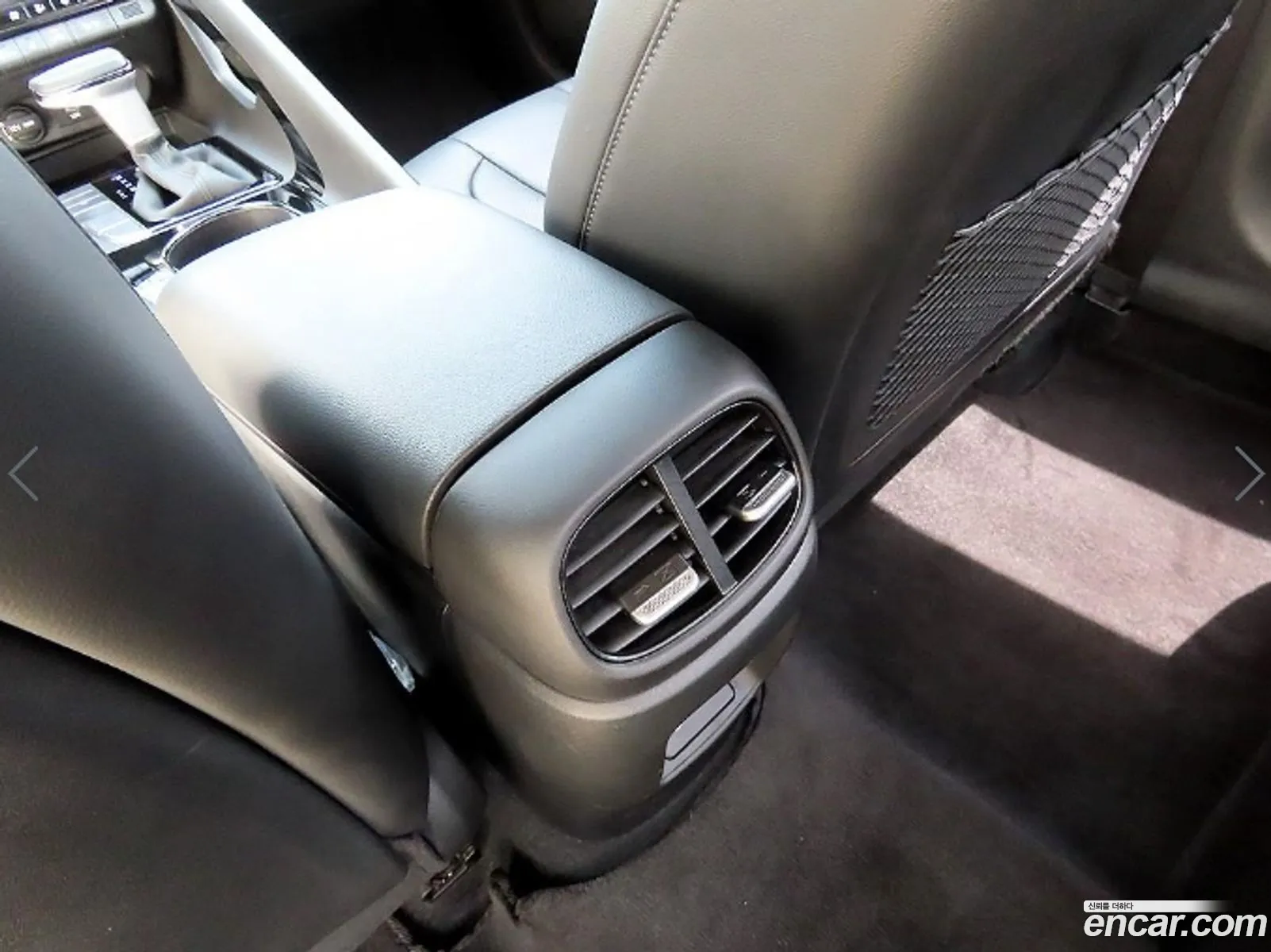 Hyundai Elantra 2023 — 19