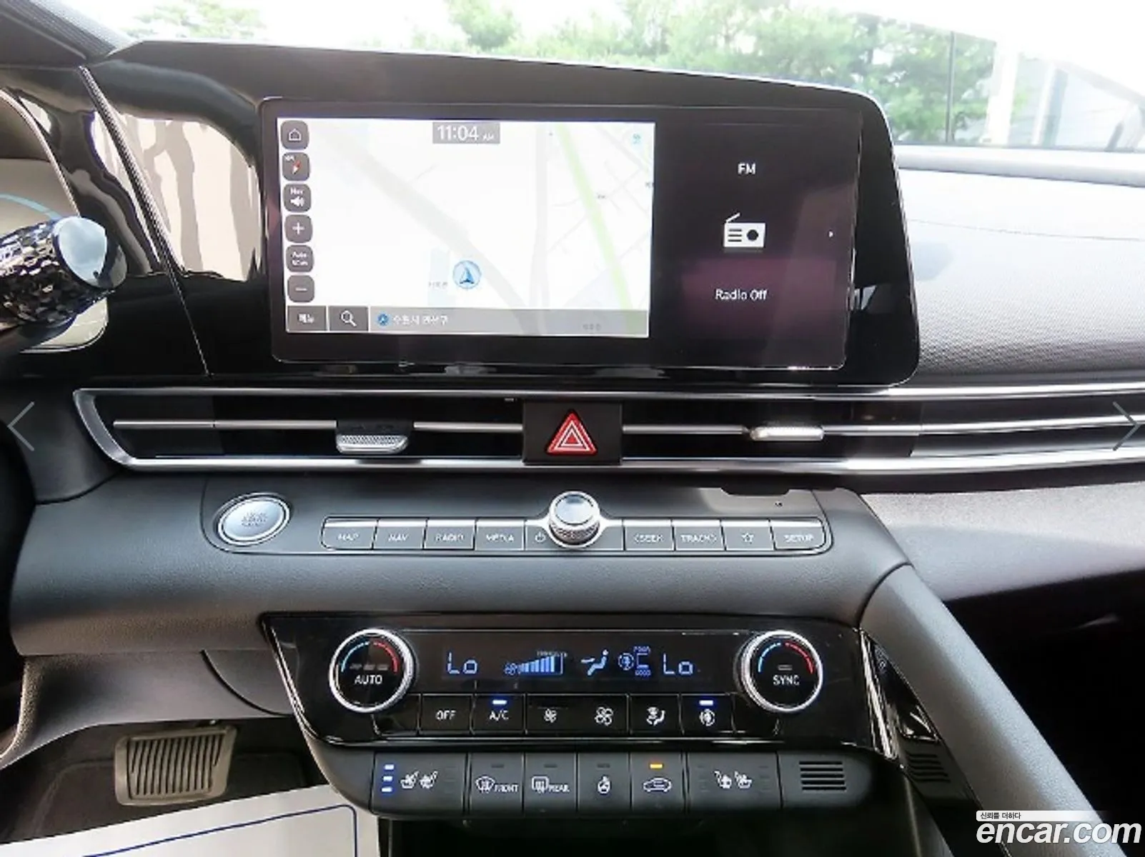Hyundai Elantra 2023 — 3
