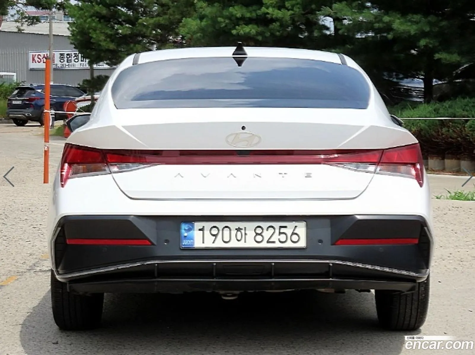 Hyundai Elantra 2023 — 6