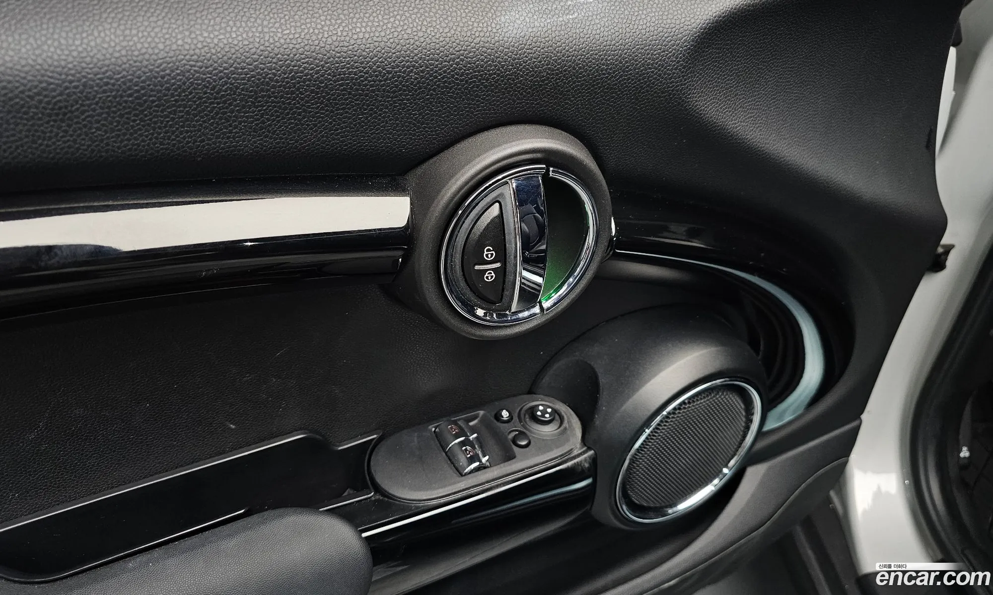 Mini Cooper 2020 WMWXR7107L2N26109 — 33