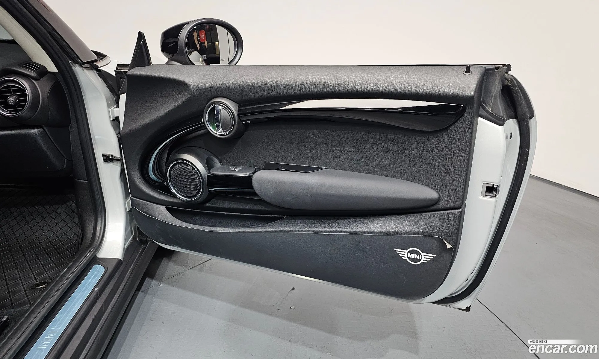 Mini Cooper 2020 WMWXR7107L2N26109 — 22
