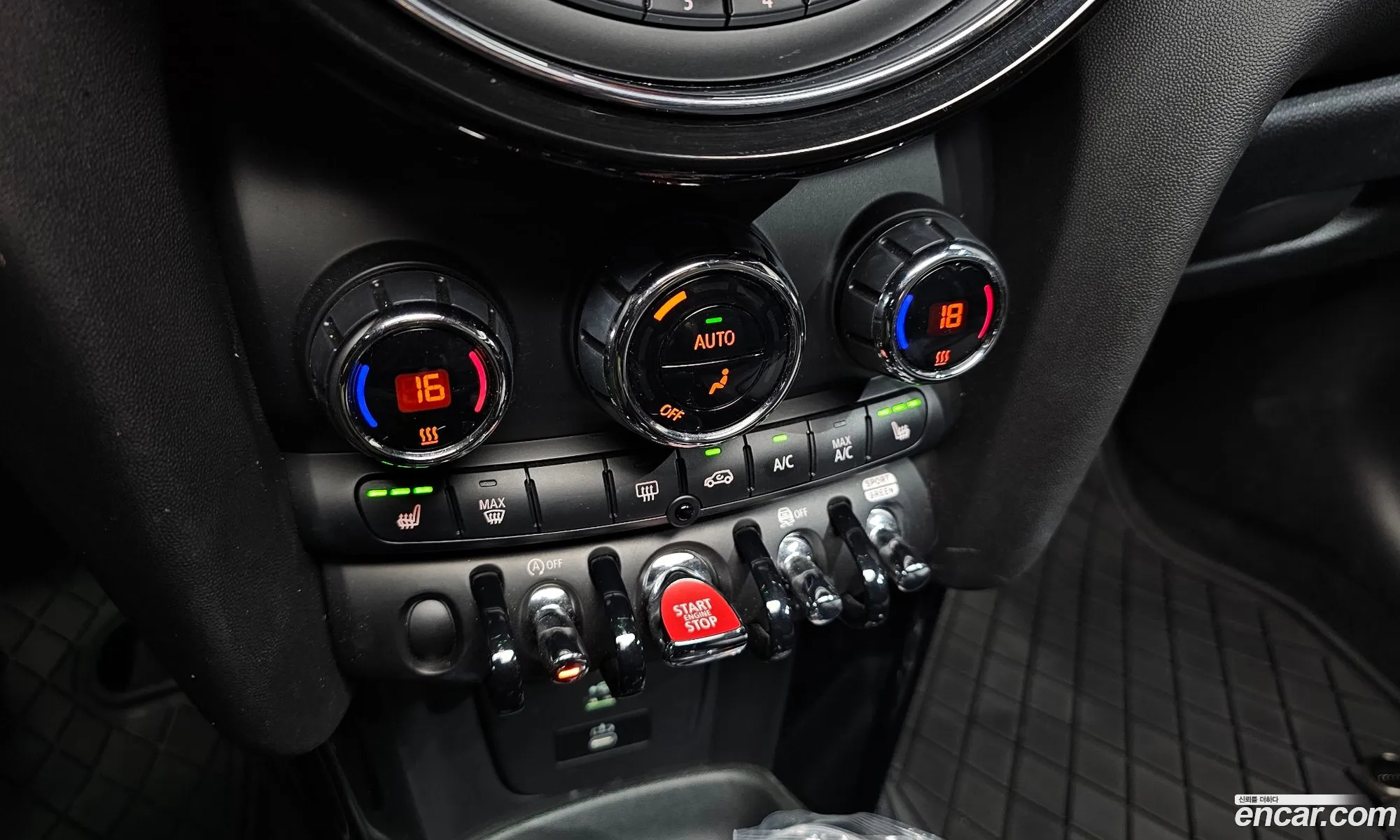 Mini Cooper 2020 WMWXR7107L2N26109 — 14