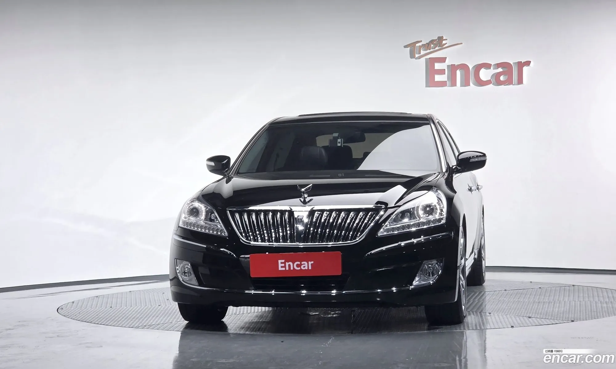 Hyundai Equus 2011 — 24