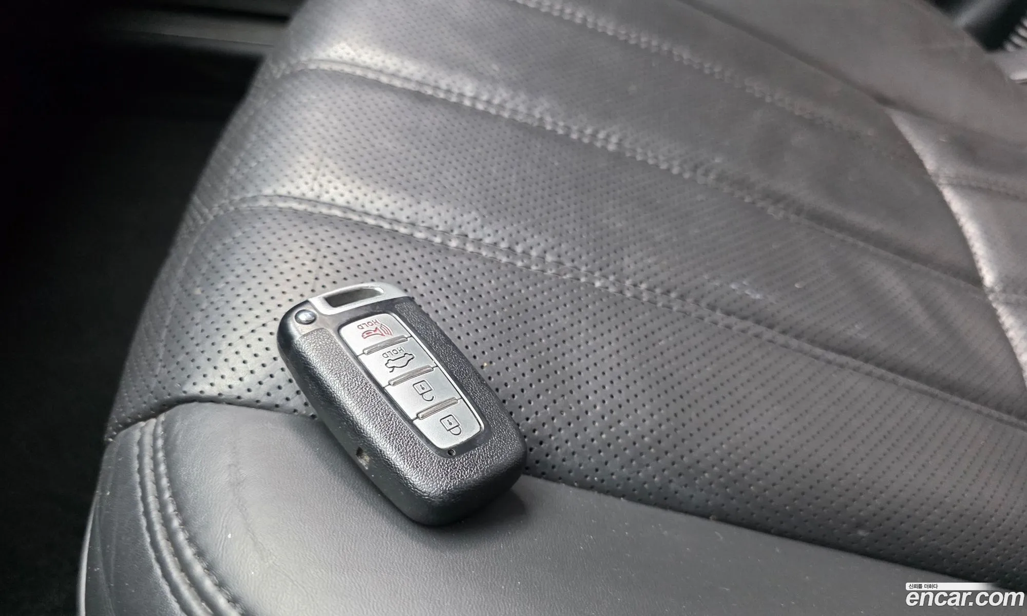 Hyundai Equus 2011 — 25