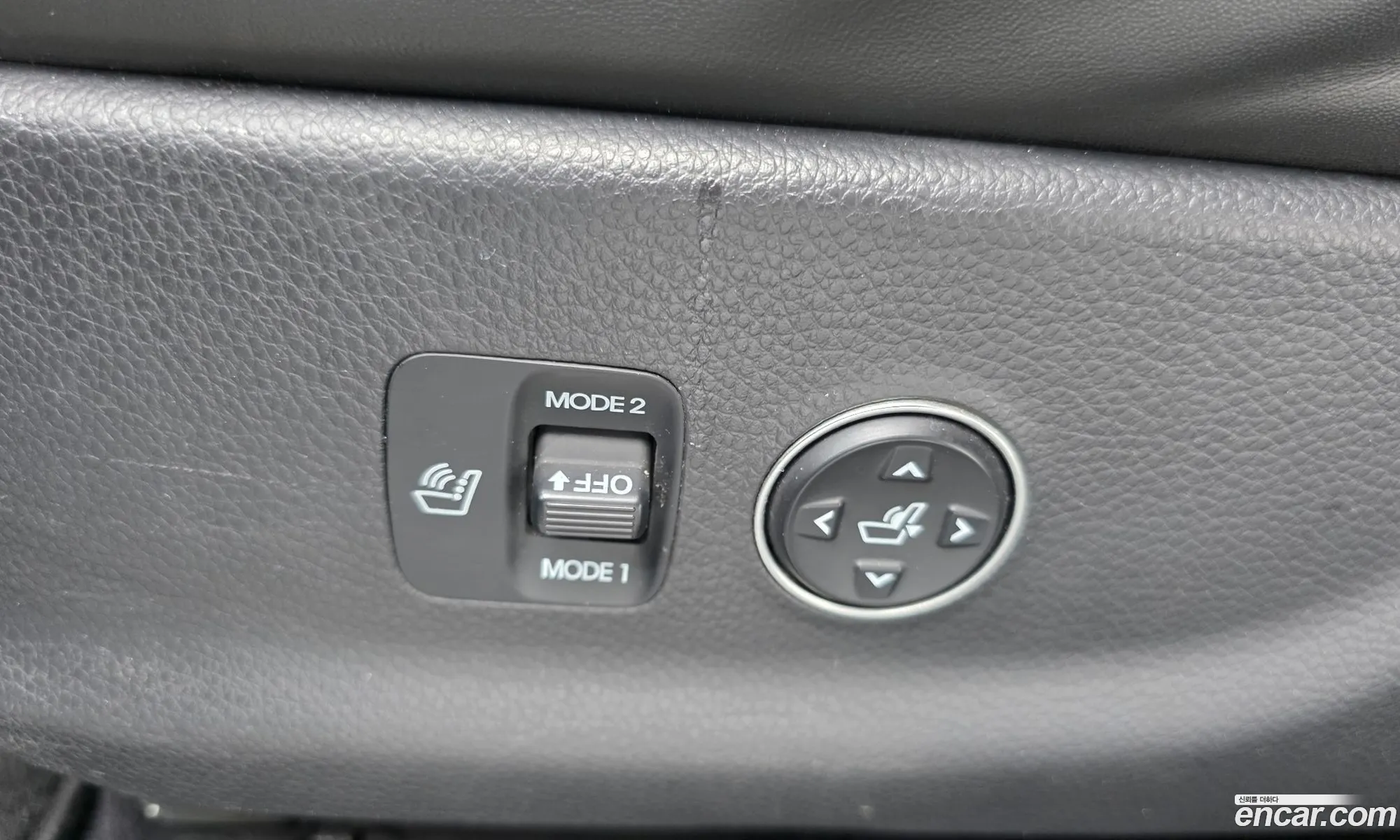 Hyundai Equus 2011 — 37