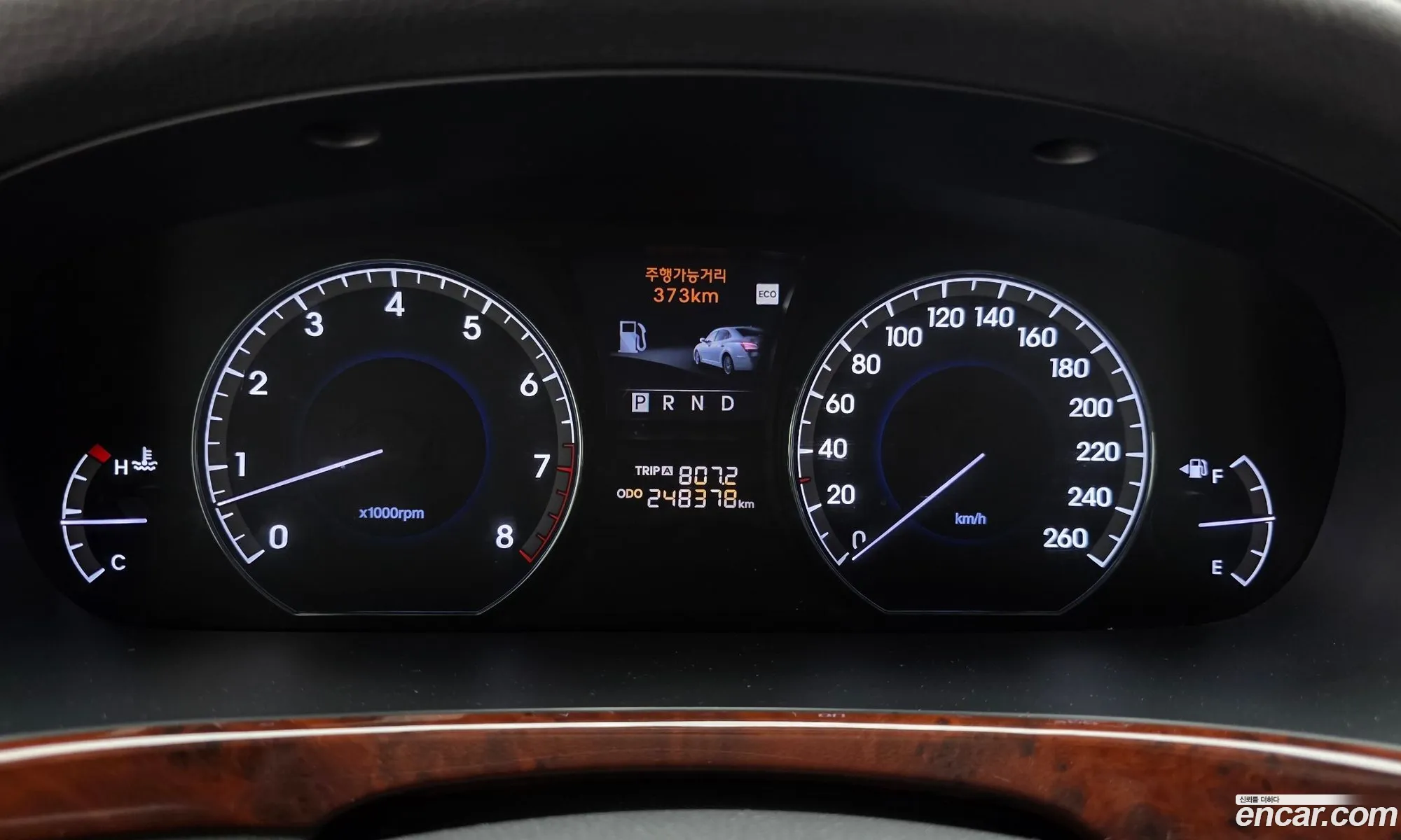 Hyundai Equus 2011 — 26