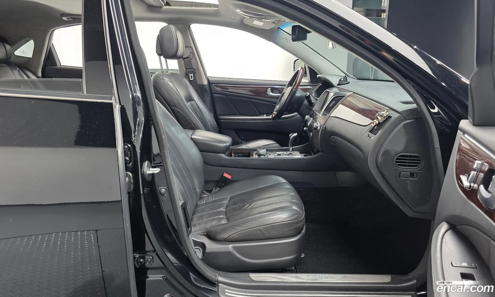 Hyundai Equus 2011 — 4