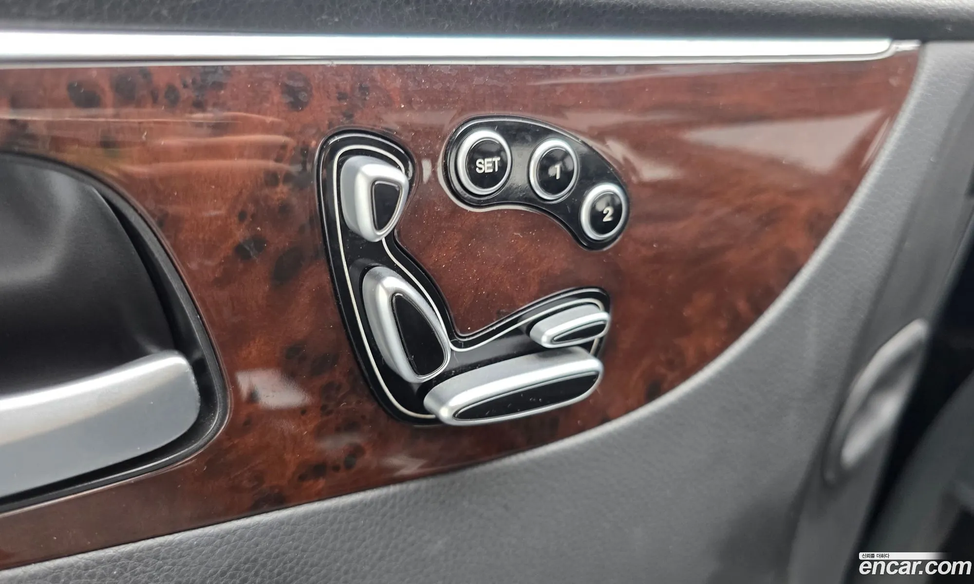 Hyundai Equus 2011 — 10