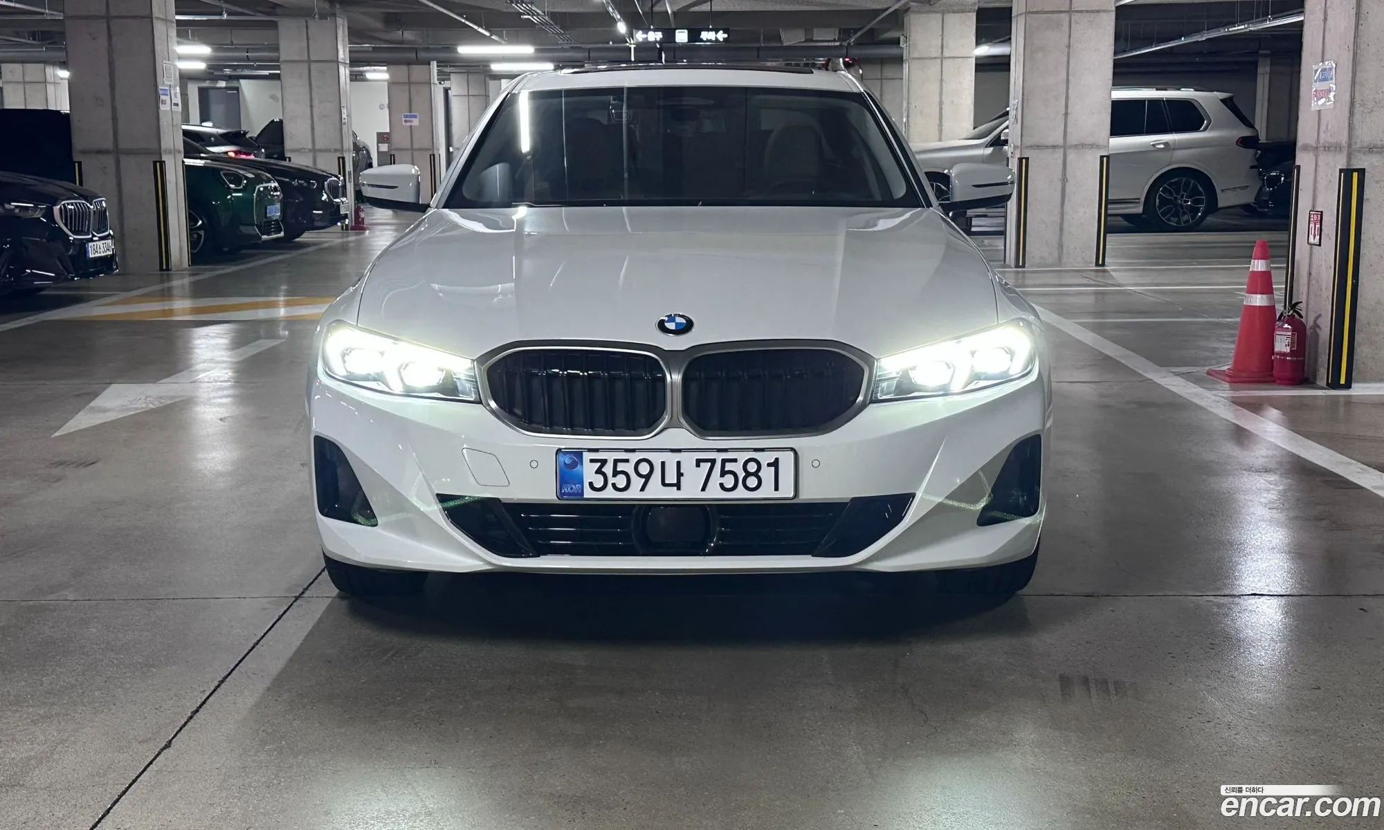 BMW 3 Series 2025 — 3
