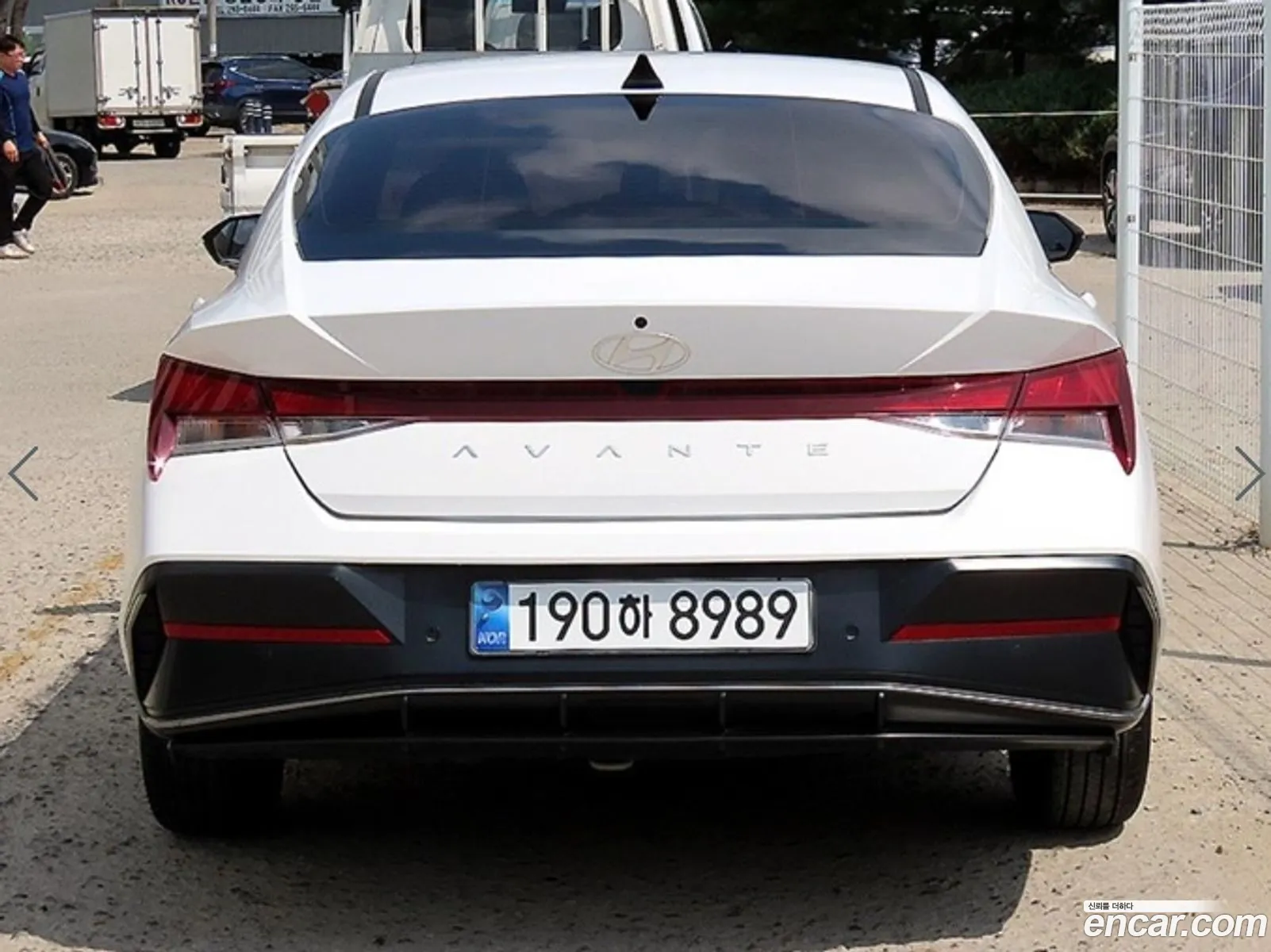 Hyundai Elantra 2023 — 7