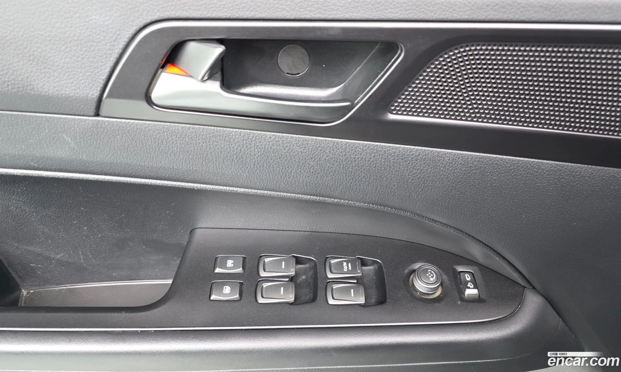KG Mobility (SsangYong) Rexton Sports Khan 2020 — 28